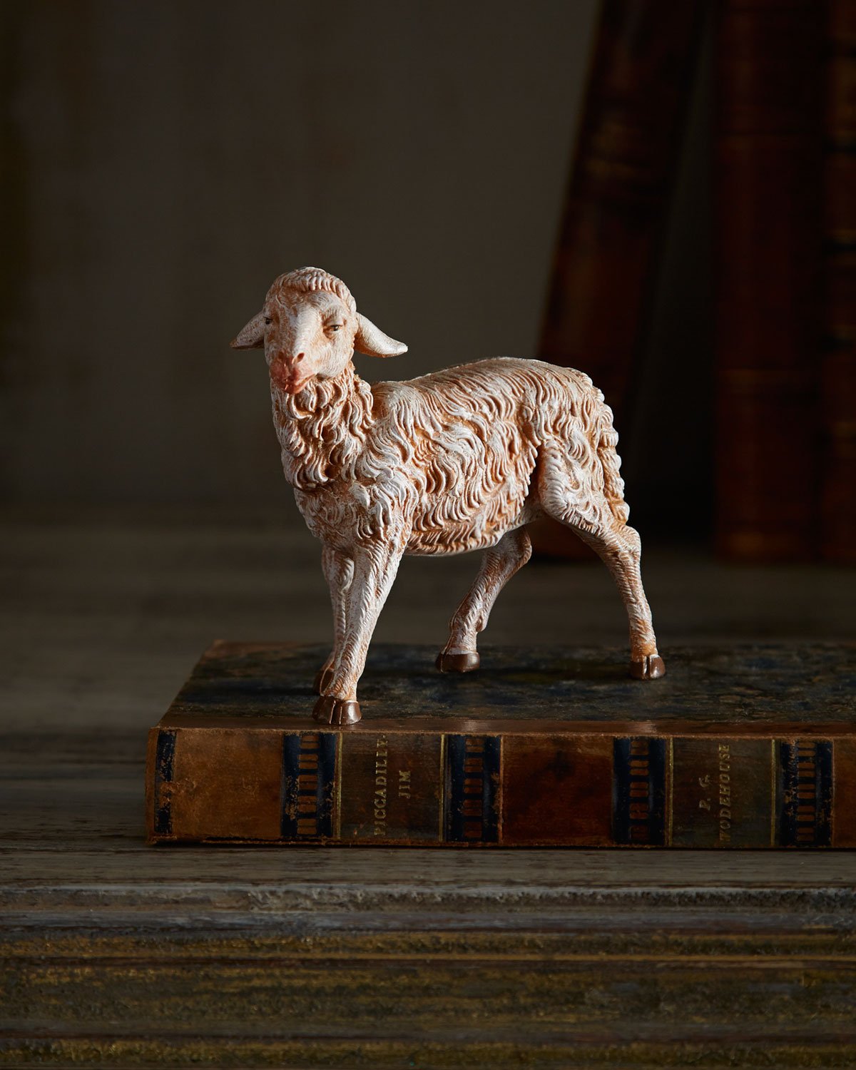 Oveja de pie Fontanini de 12 pulgadas figura navideña modelo 52936 1