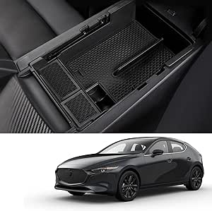 新型 マツダ3...