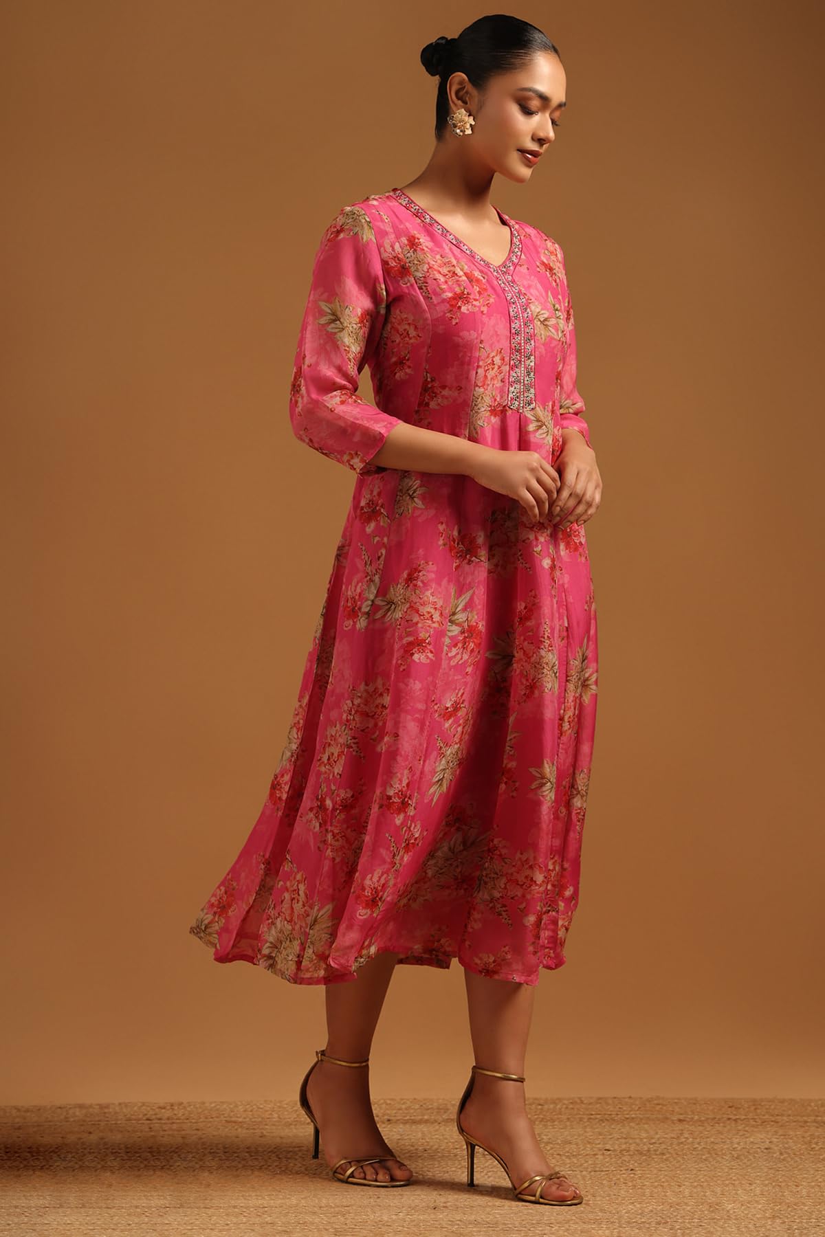 Soch Abito da donna in organza floreale con ricamo Zari e dettagli di perline