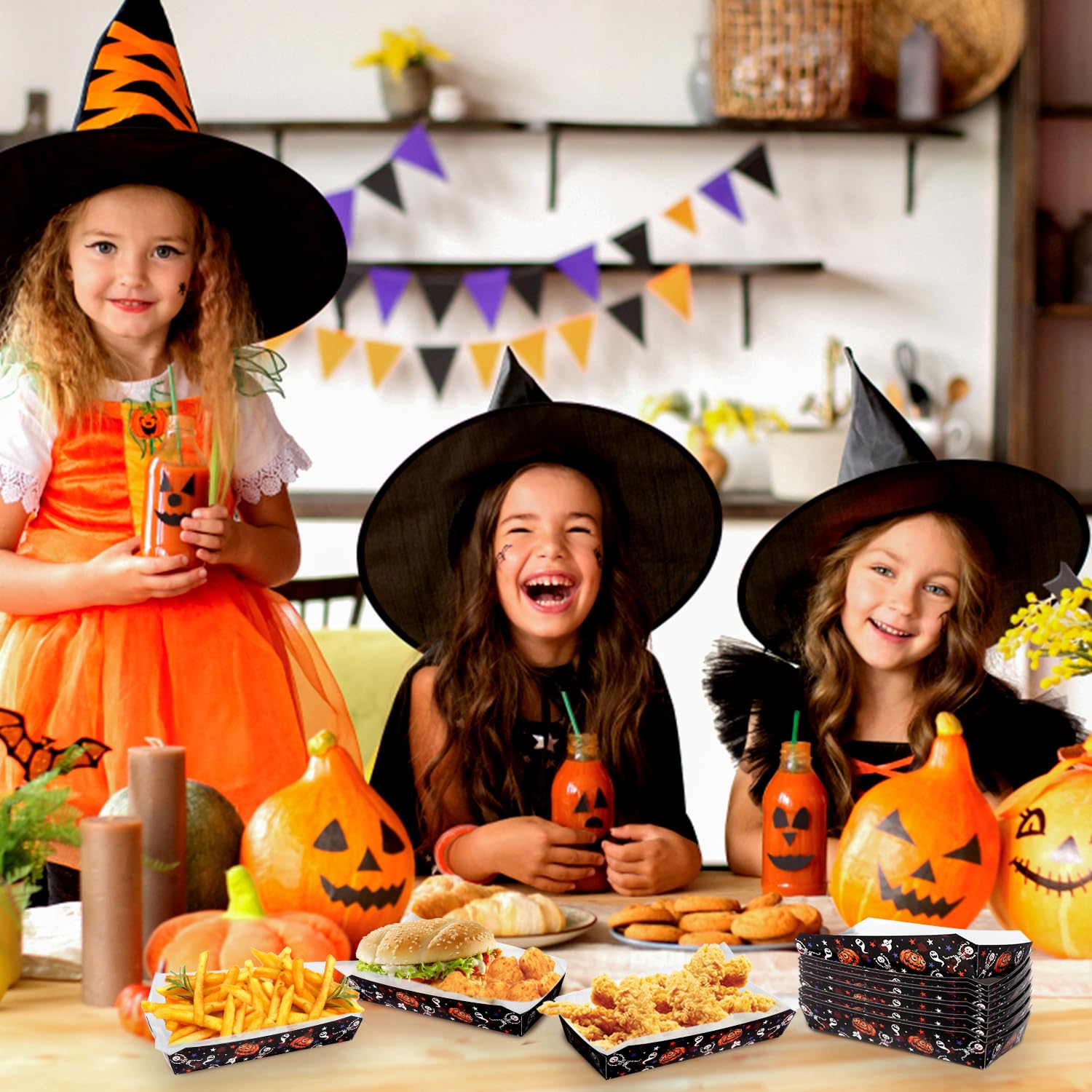 100PCS Halloween Lebensmittel Tablett aus Papier und 100PCS Deli Paper Halloween Tablett Nacho Tablett zum Servieren von Speisen Snacks Hot Dogs Süßigkeiten Brathähnchen (Halbfertigprodukt)