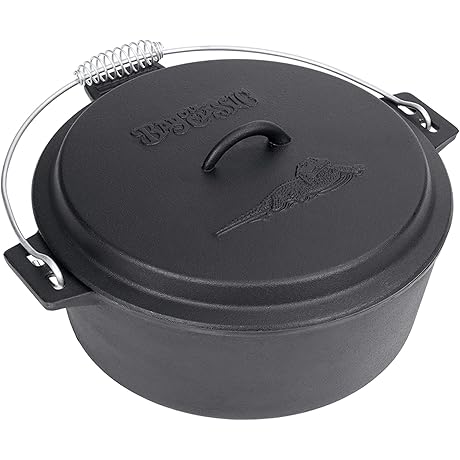 Bayou Classic 10-Qt Pre-Seasoned Cast Iron Dutch Oven