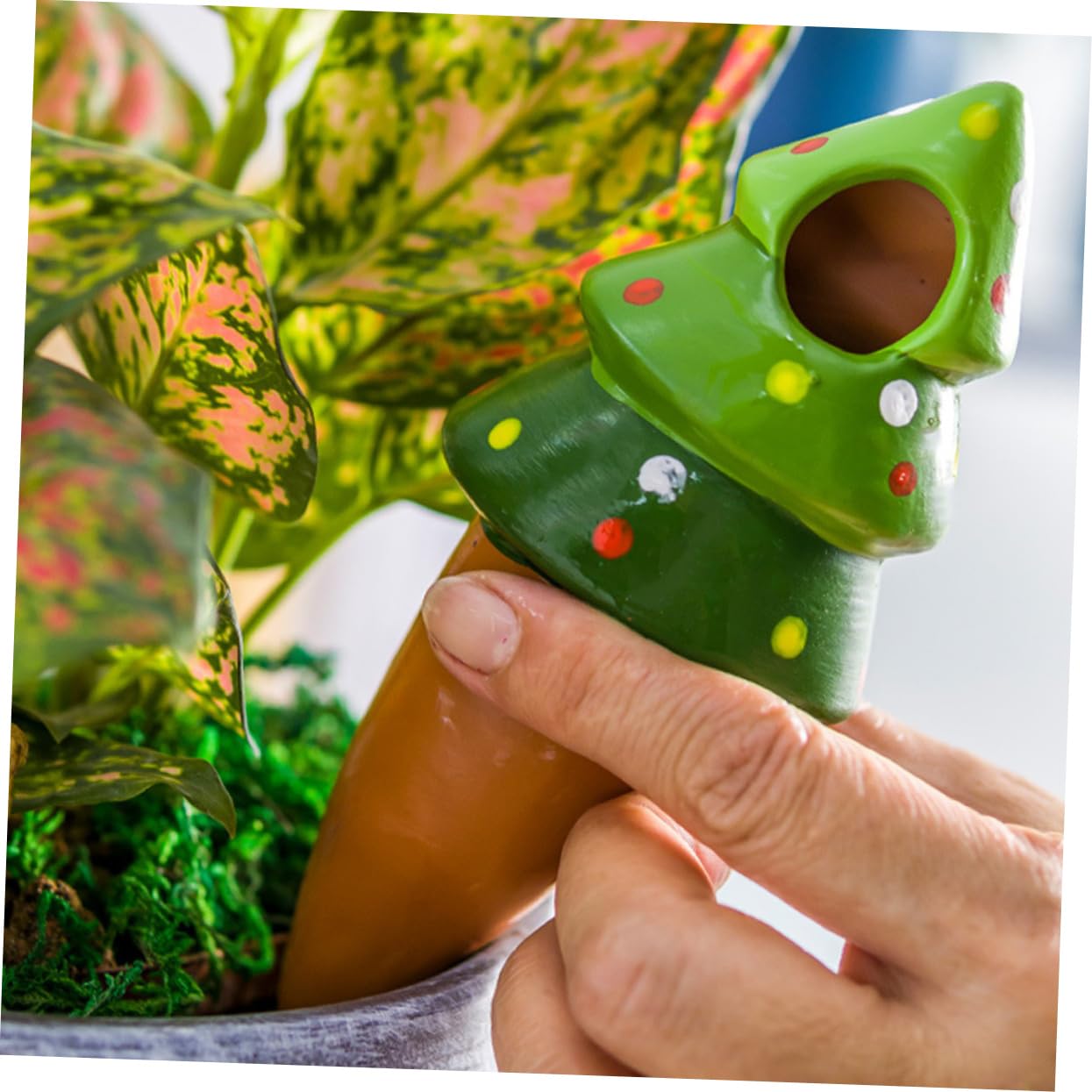 Yardwe 2 Ensembles Pointe D'arrosage Automatique Globes D'arrosage Usine Arrosoir Plantes D'intérieur Boules D'arrosage pour Plantes D'intérieur Système Green Argile Rouge 4 Pièces * 2