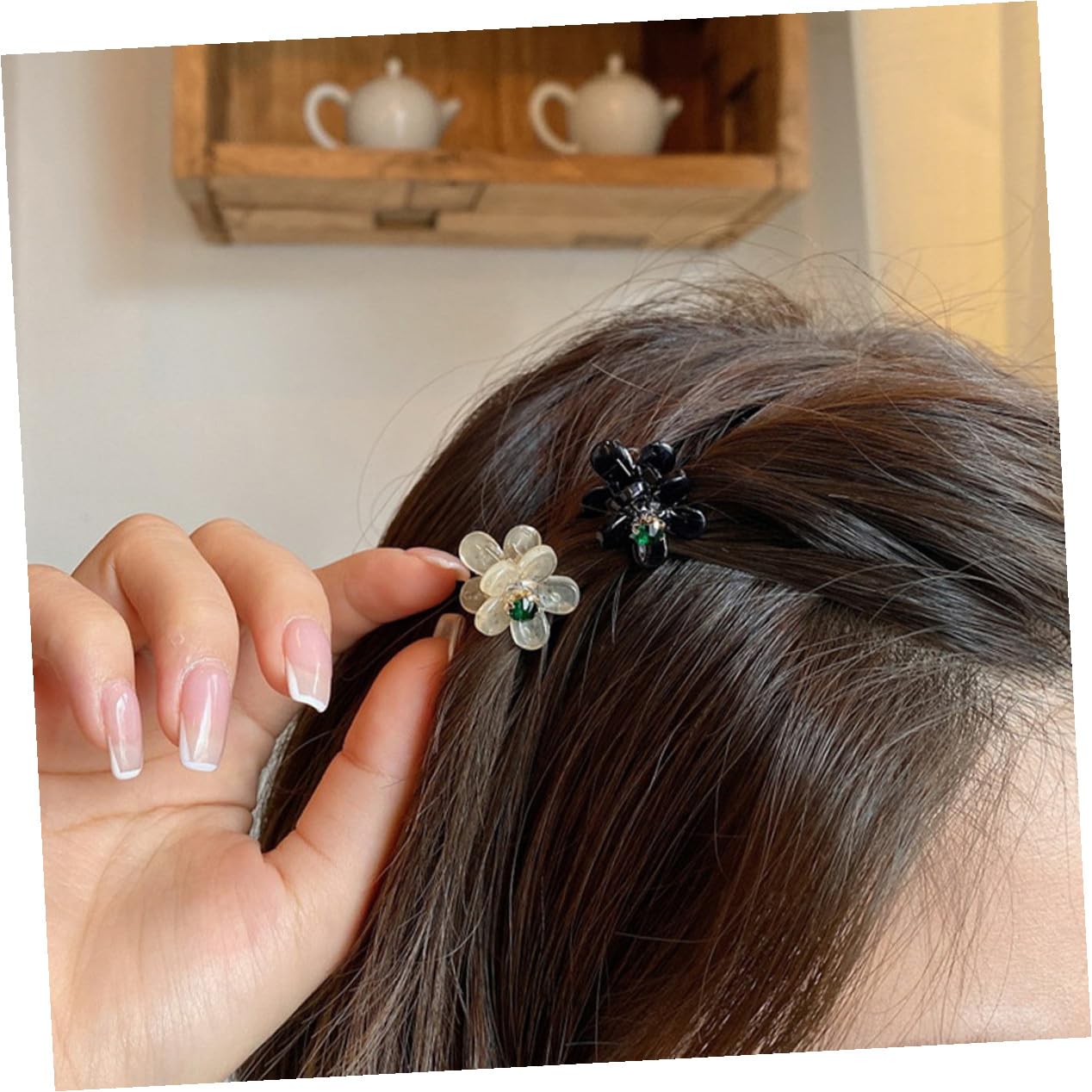 VICASKY Fermagli per Chioma a Forma di Fiore Piccoli Fermagli Artiglio 16 Pezzi in Plastica Accessori per Acconciature Eleganti per Bambine per Matrimonio e Altre Occasioni