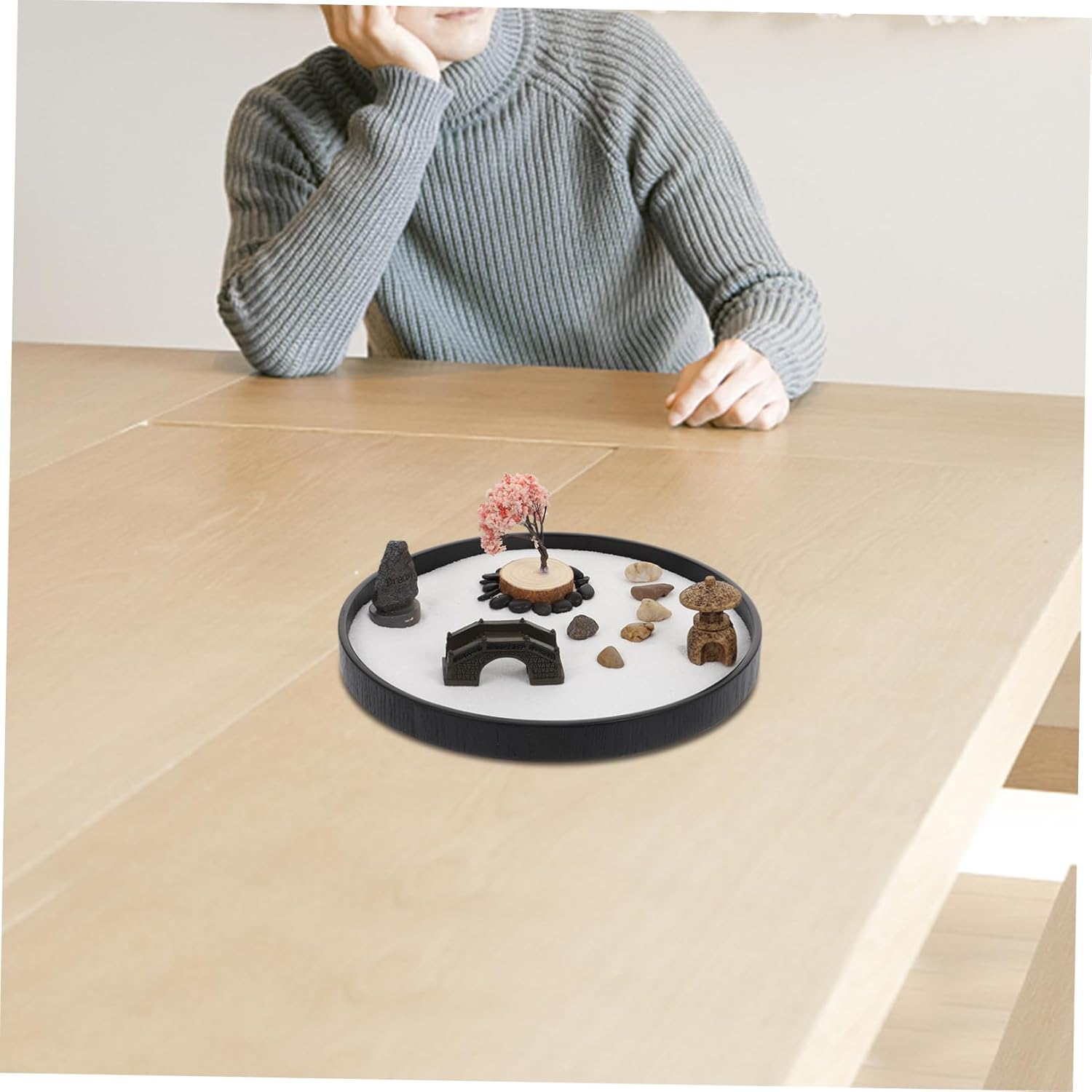 Abaodam Courtyard Style Round Sand Table Decor for Home and Garden Miniature Resin Landscape Ornament for Outdoor Decoration and Table Centerpieces