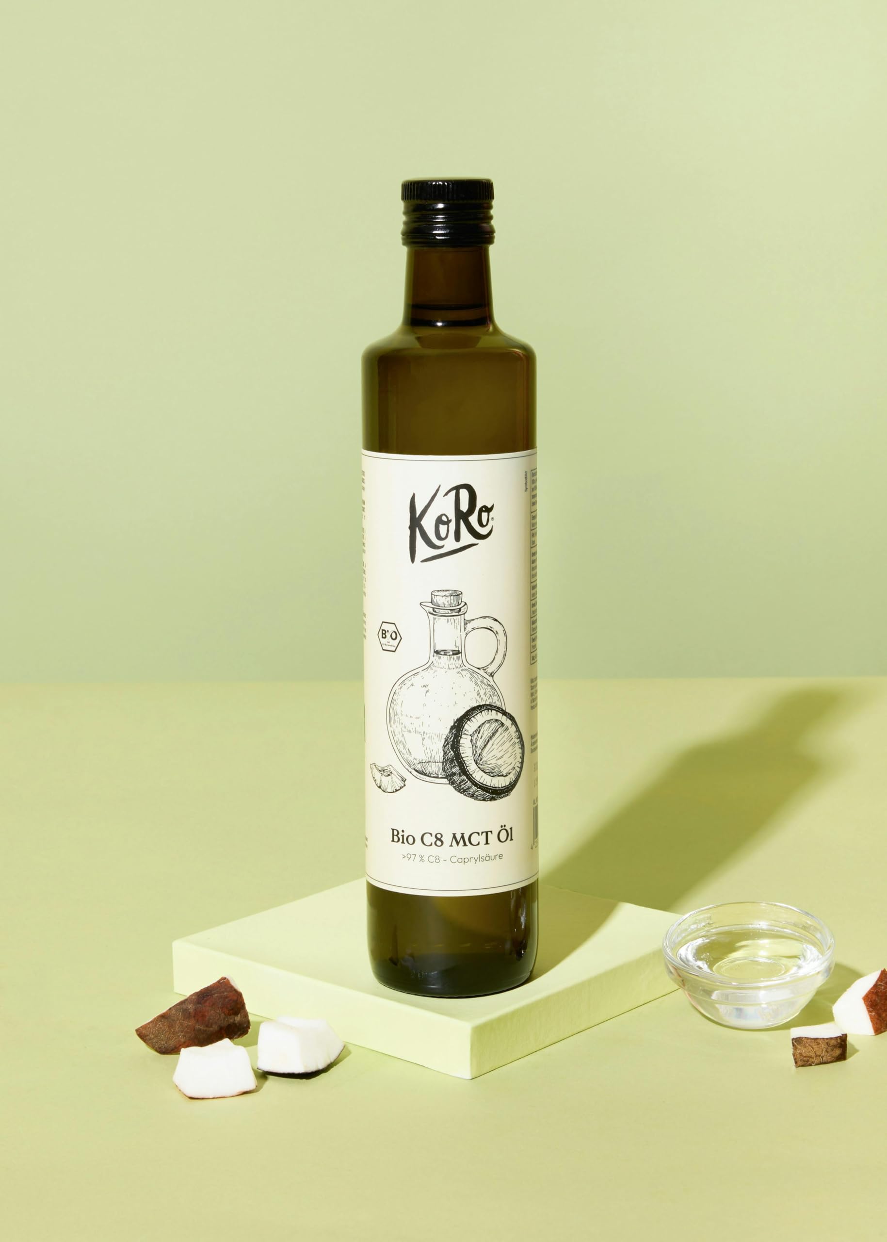 KoRo – Huile MCT C8 bio 500 ml – Issue à 100 % de l'huile de coco – Contient de l’acide caprylique pur C8 – Idéale pour les régimes céto et paléo – Goût neutre