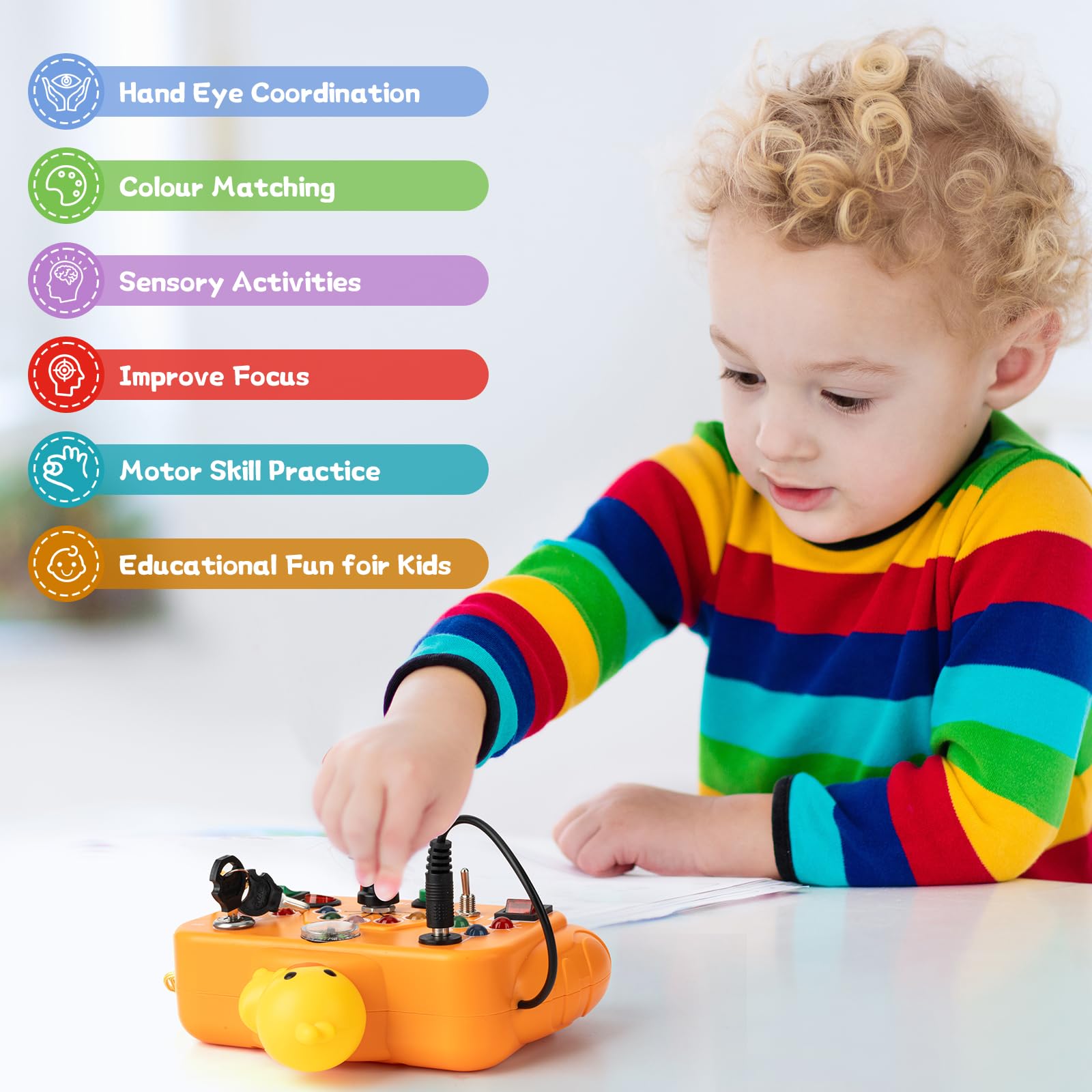 Planche occupée Montessori en bois avec interrupteur de lumière LED et outil de