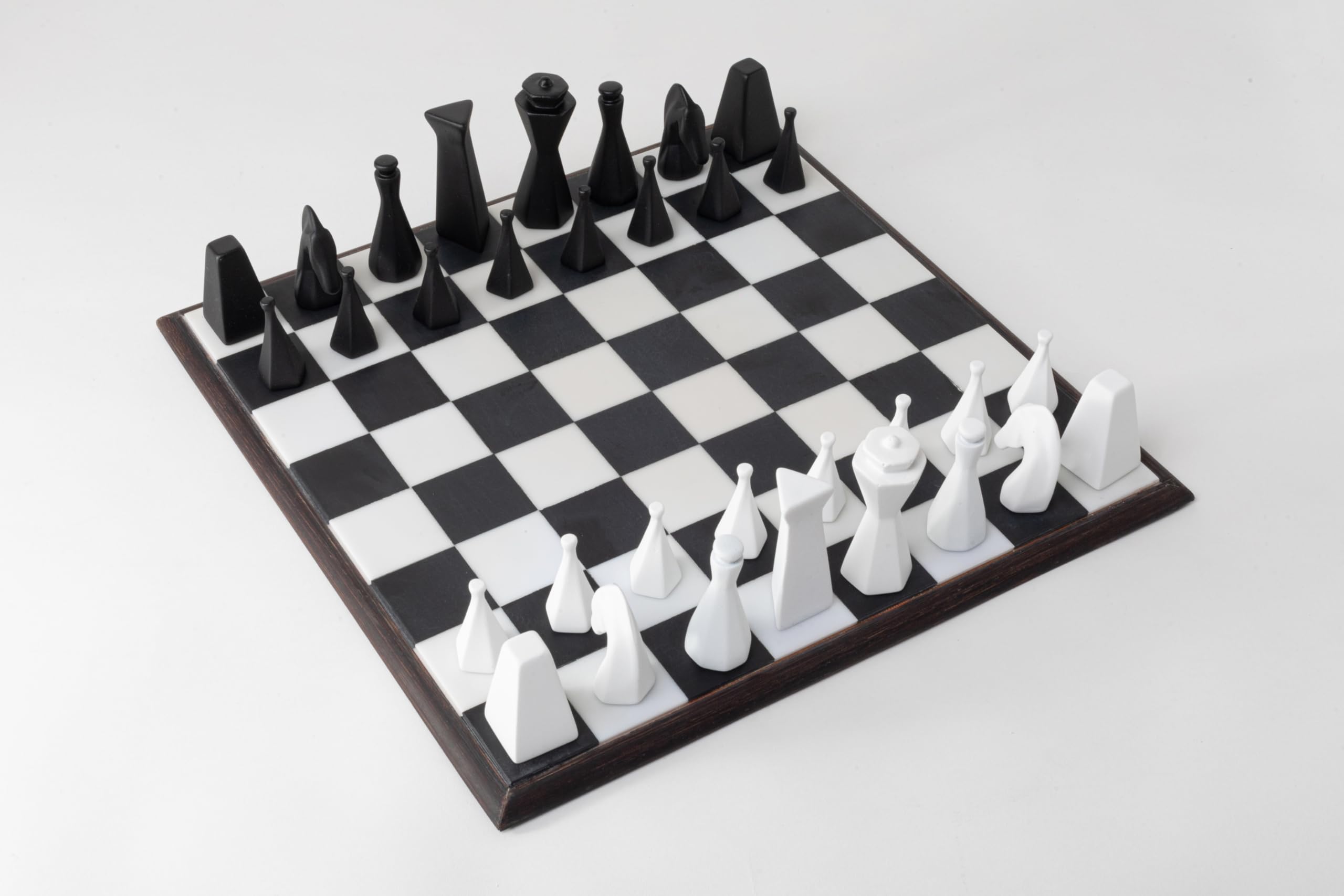 JunceLuxurious Handmade Chess Set - Modern Minimalist Unique Design, 13.5-Inch Board - Premium Quality - Elegant Home Decor Corporation Gift, Board, Pieces and Storage Box