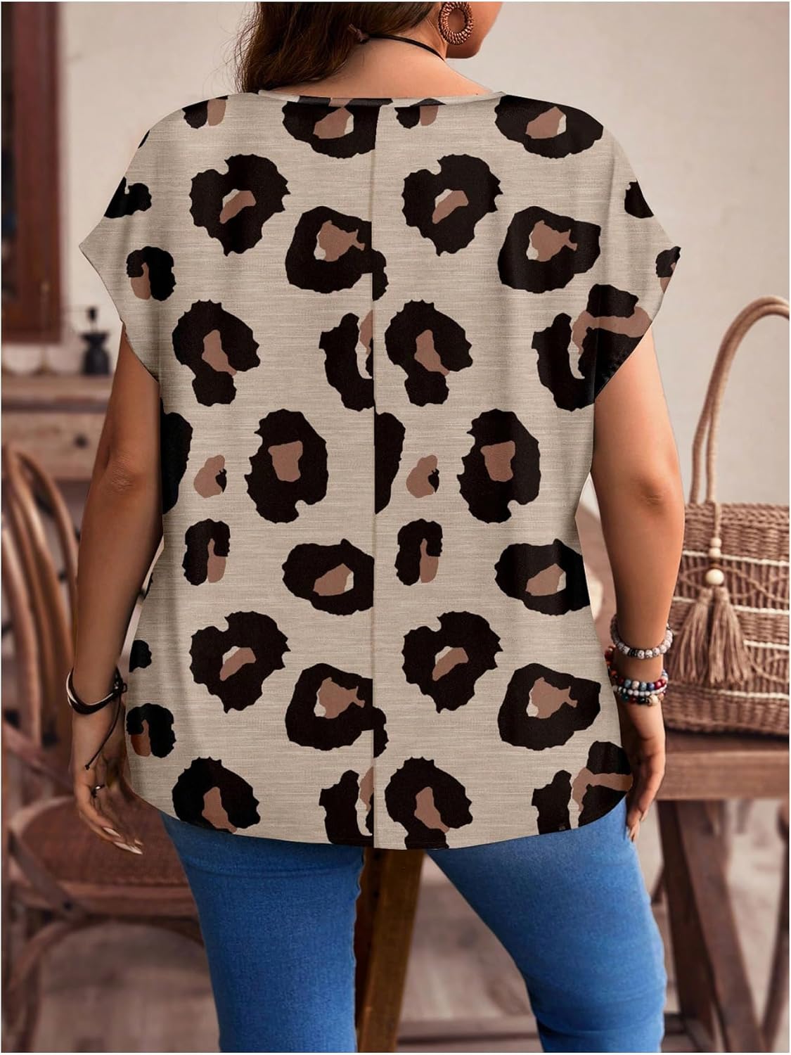 SOLY HUX Women's Plus Size Blouse Leopard Print Short Sleeve Round Neck Summer Casual Tops - Image 2