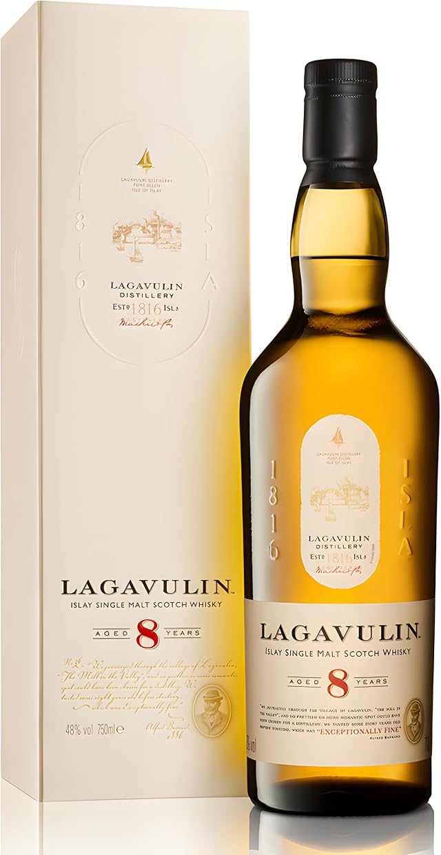 Lagavulin 8 Jahre Single Malt Scotch Whisky, mit Geschenkverpackung, Geschenkidee, Preisgekrönter Single Malt, handverlesen aus dem schottischen Islay, 48% Vol, 700ml Einzelflasche
