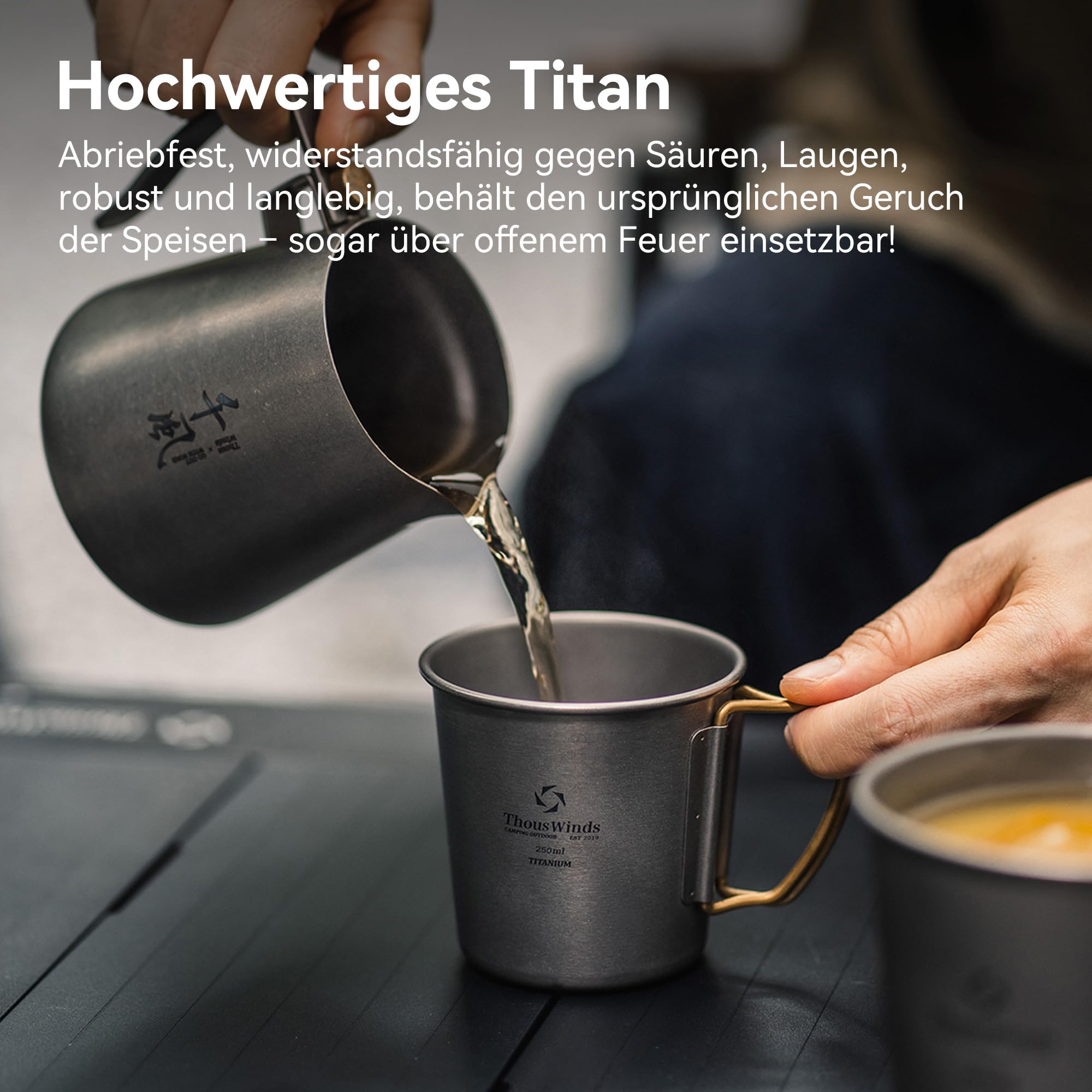 Thous Winds Titan Outdoor Tasse 350ml, Titan Camping Becher mit Deckel & Klappgriffen – Tragbare Becher Leichter Kaffeebecher für Camping, Wandern, Trekking, Kochen, Picknick