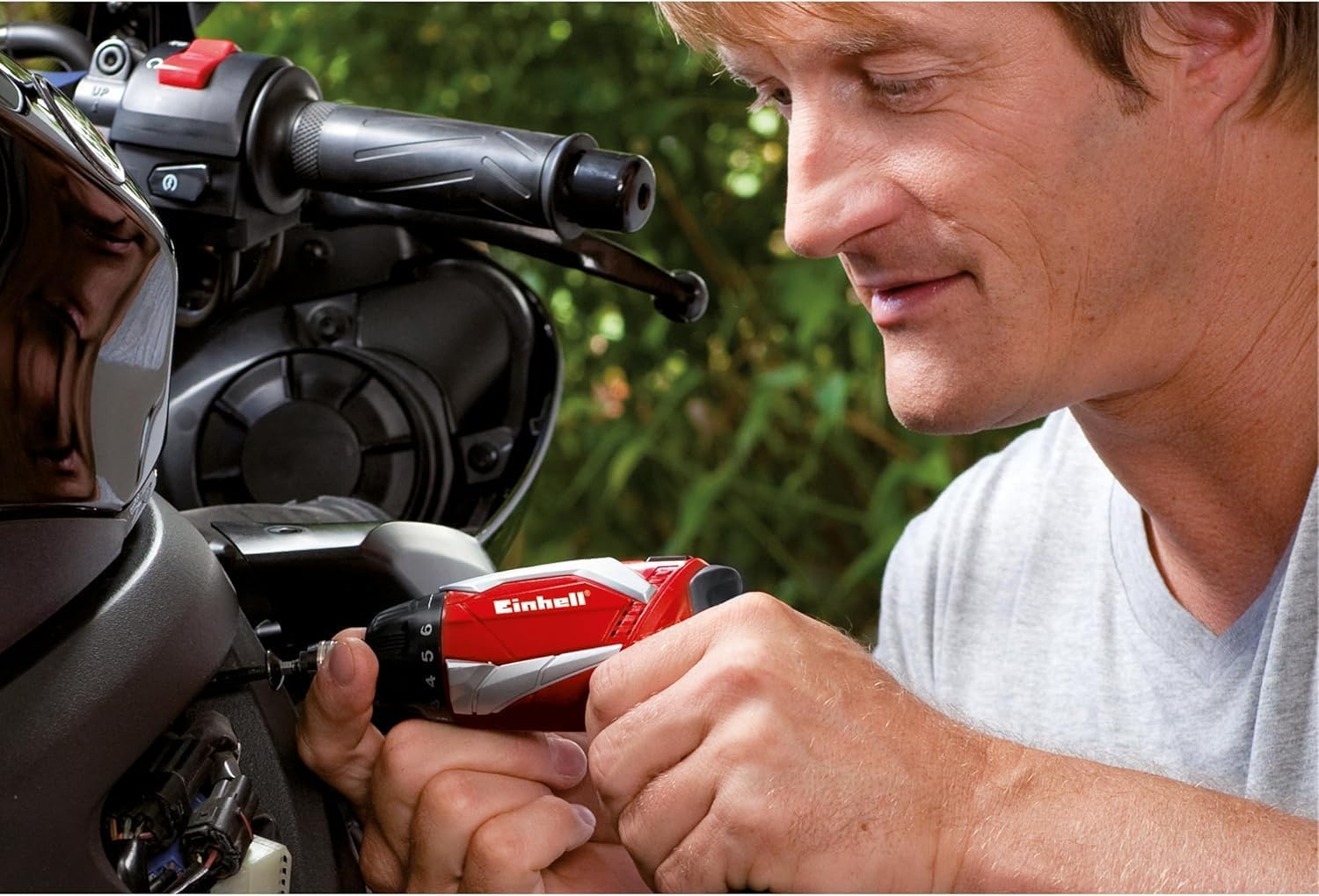 Einhell Juego de destornilladores a batería TE-SD 3,6 Li (Ion de litio, 3,6 V, 1,5 Ah, 3,5 Nm, 2 luces LED, cargador, juego de puntas de 32 piezas, caja de almacenamiento)
