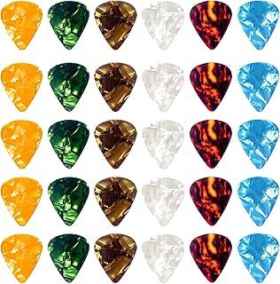 30Pcs Guitar Picks Plectrums Guitar Accessories Celluloid Guitar Picks 0.5 0.75 1.0 mm Thin Variety Colorful Love Heart Natural Feel, Bass Picks Warm Tone for Bass Acoustic Guitar Electric Guitar