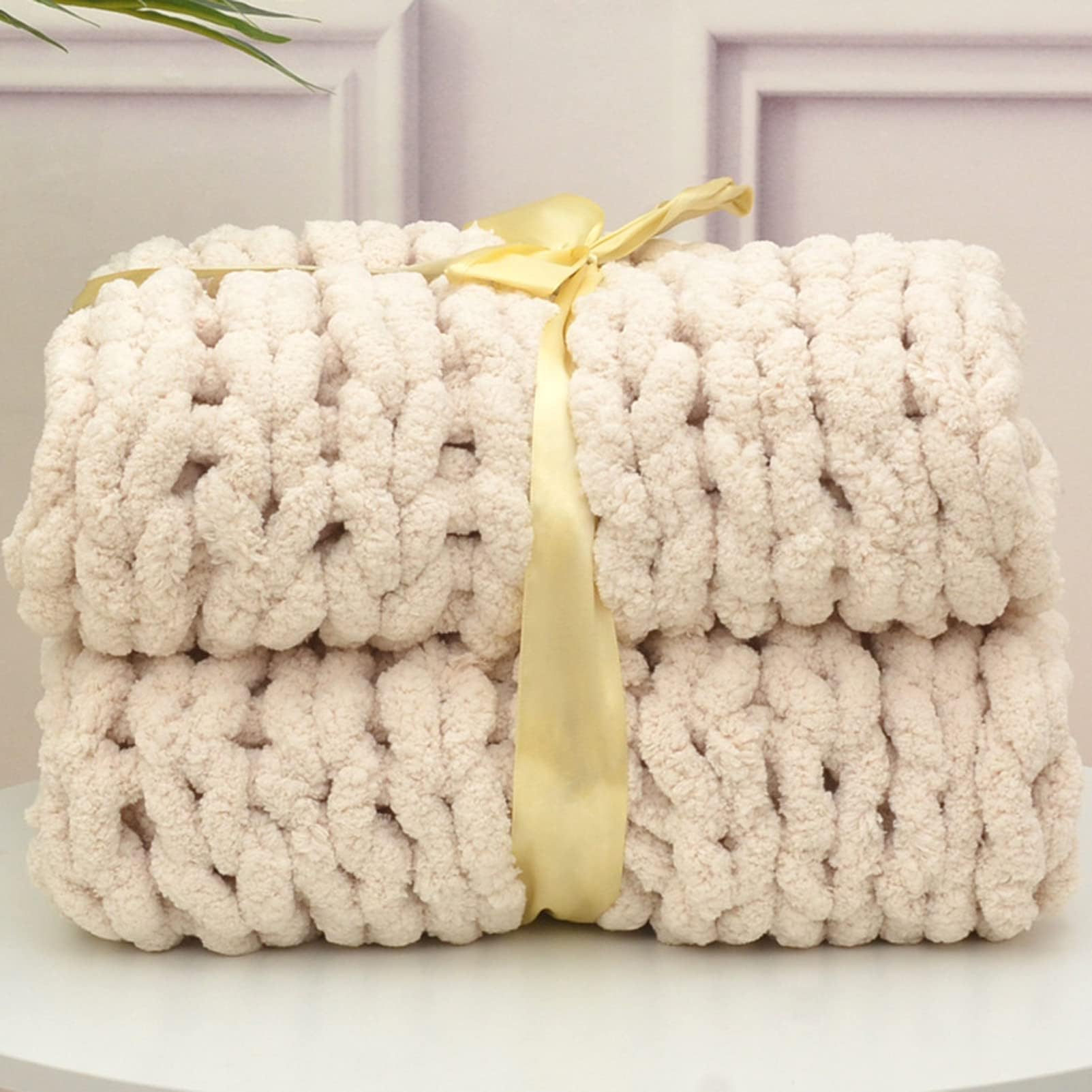 Care Spring Chunky Knit Blanket Throw, Soft Chenille Yarn Throw Blanket, Handmade Thick Cable Knit Crochet Blanket, Large Knit Chunky Throw Blanket for Bed, Sofa, Home Decor,Beige,60X80cm