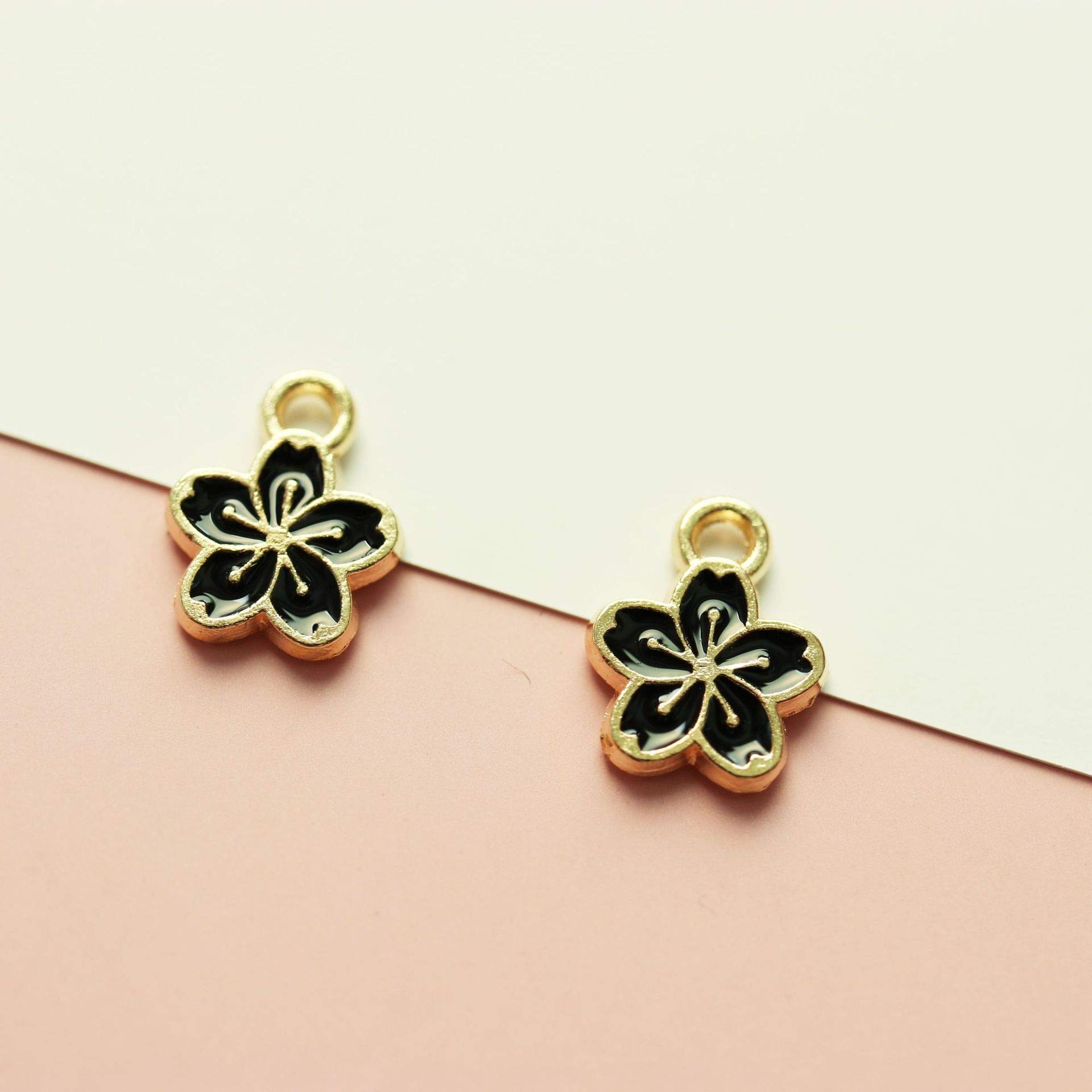 50 Pieces 5 Colors Sakura Flower Jewelry Charms Floral Enamel Pendants Rhinestone Flatback Beads for Jewerly Making Wine Charms Tags Key Chain Charms Bookmark Charms Home Decorations (Multi)