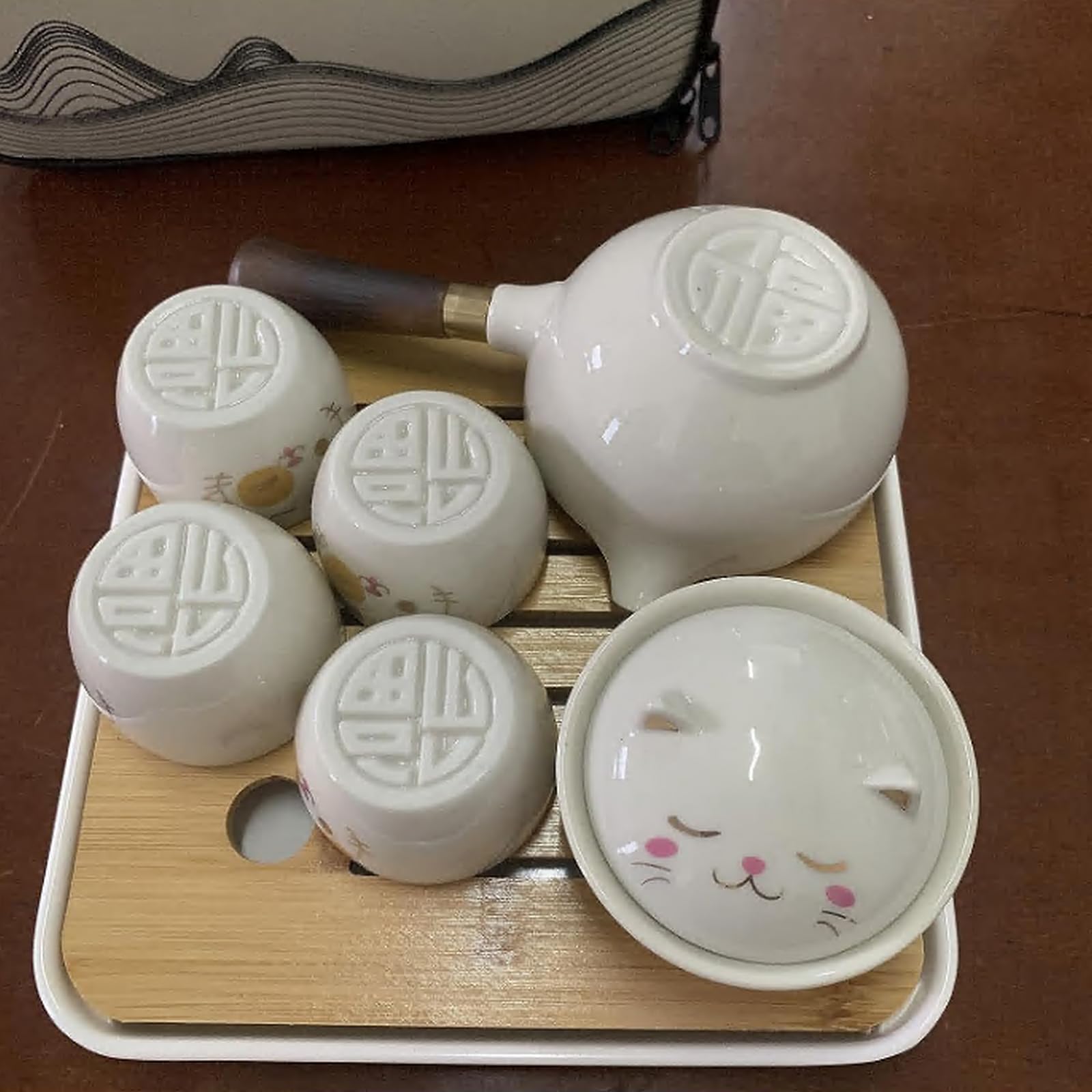 Set da Tè in Ceramica Portatile da Viaggio, Set da Tè Cinese Kungfu con Teiera a Rotazione 360 e Infusore, 4 Tazze da Tè, Vassoio da Tè e Borsa da Viaggio (Gatto Fortunato)