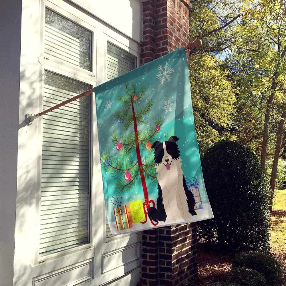 Caroline's Treasures BB4243CHF Merry Christmas Tree Border Collie Black White House Flag Large Porch Sleeve Pole Decorative Outside Yard Banner Artwork Wall Hanging, Polyester, House Size, Multicolor