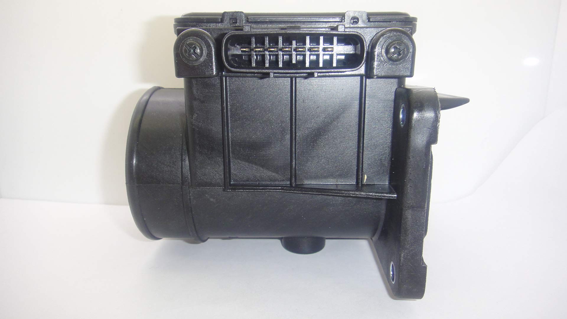 Amazon.com: Mitsubishi MD172449, Mass Air Flow Sensor : Automotive