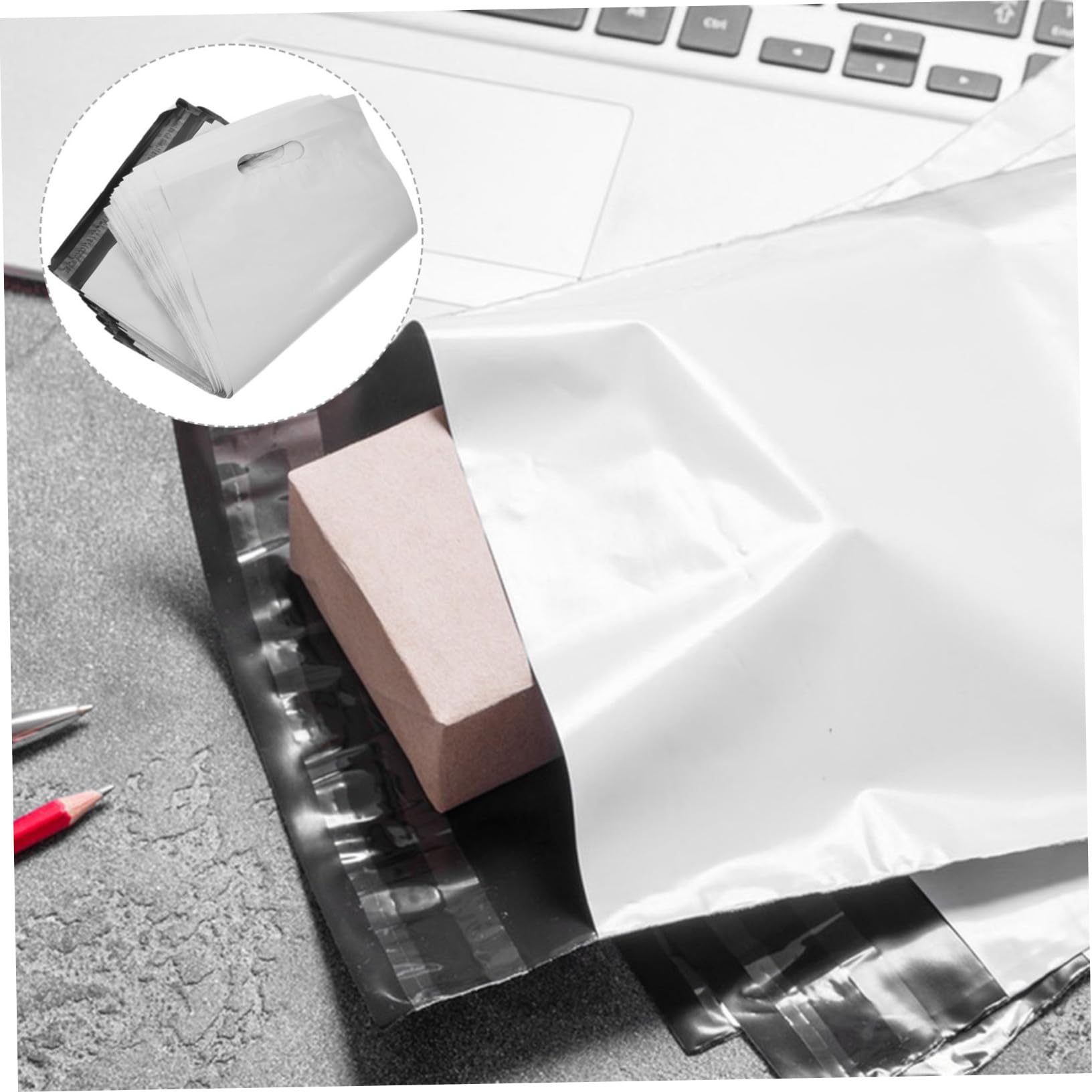 100pezzi Buste Per Spedizioni in Resistenti Buste Postali Per Abbigliamento Chiusura Adesiva Per Imballaggio Postale Impermeabili