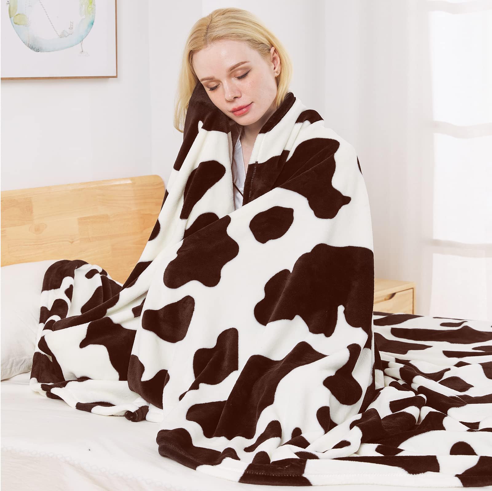 Richave Fleece Cow Print Blanket for All Season - Premium Lightweight Anti-Static Brown and Ivory Queen/Full Size Blankets, Bedroom Decor 90" x 90"(