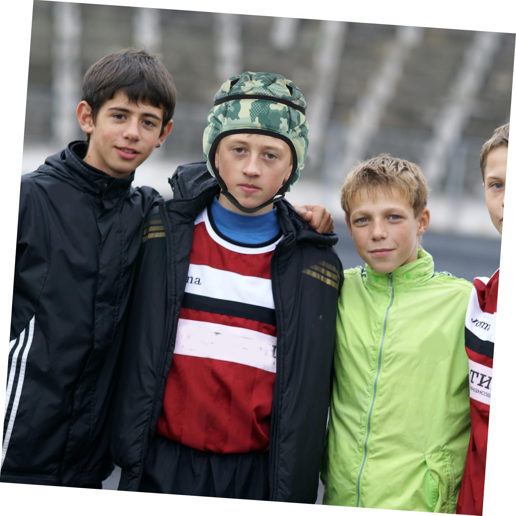 Casco Rugby Niño, Casco para Fútbol Espuma Eva y Poliéster, Transpirable y Ajustable, Protección Cómoda para Jóvenes y Adultos