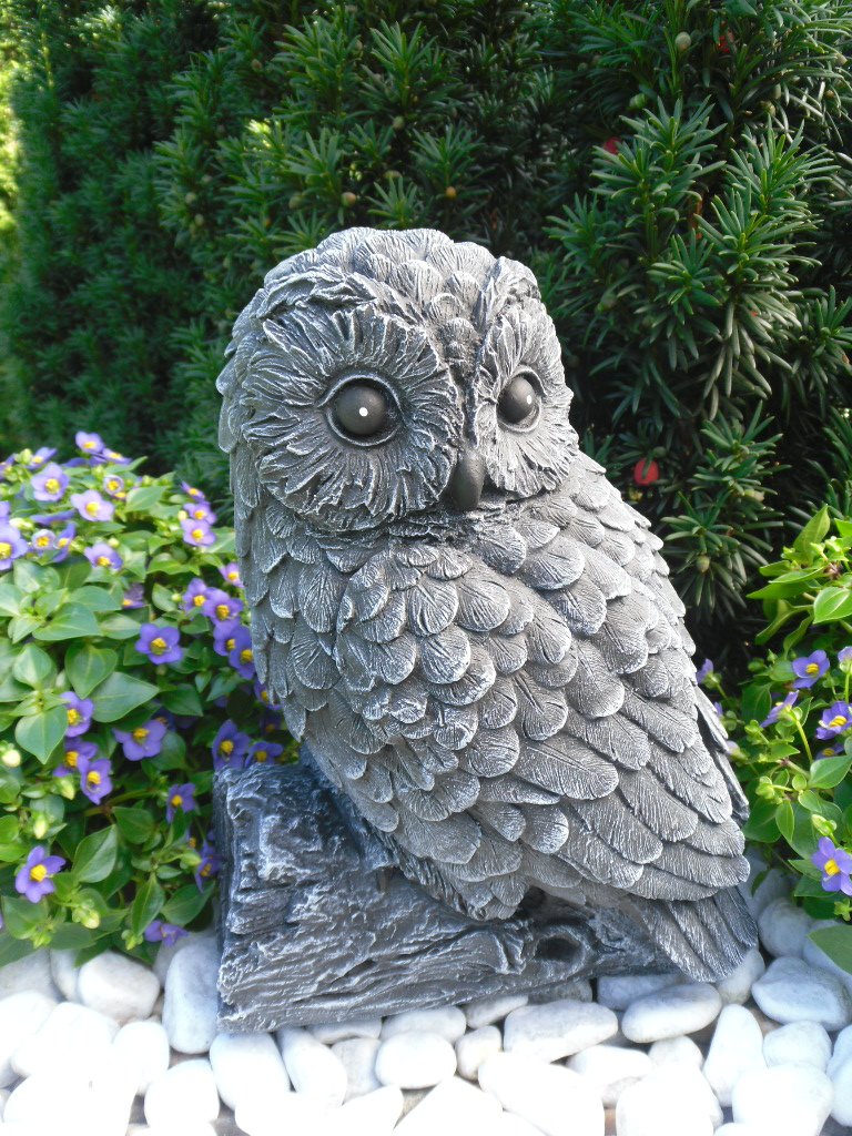 Steinfigur Eule auf Stamm 152/1, Gartenfigur Steinguss Tierfigur Basaltgrau