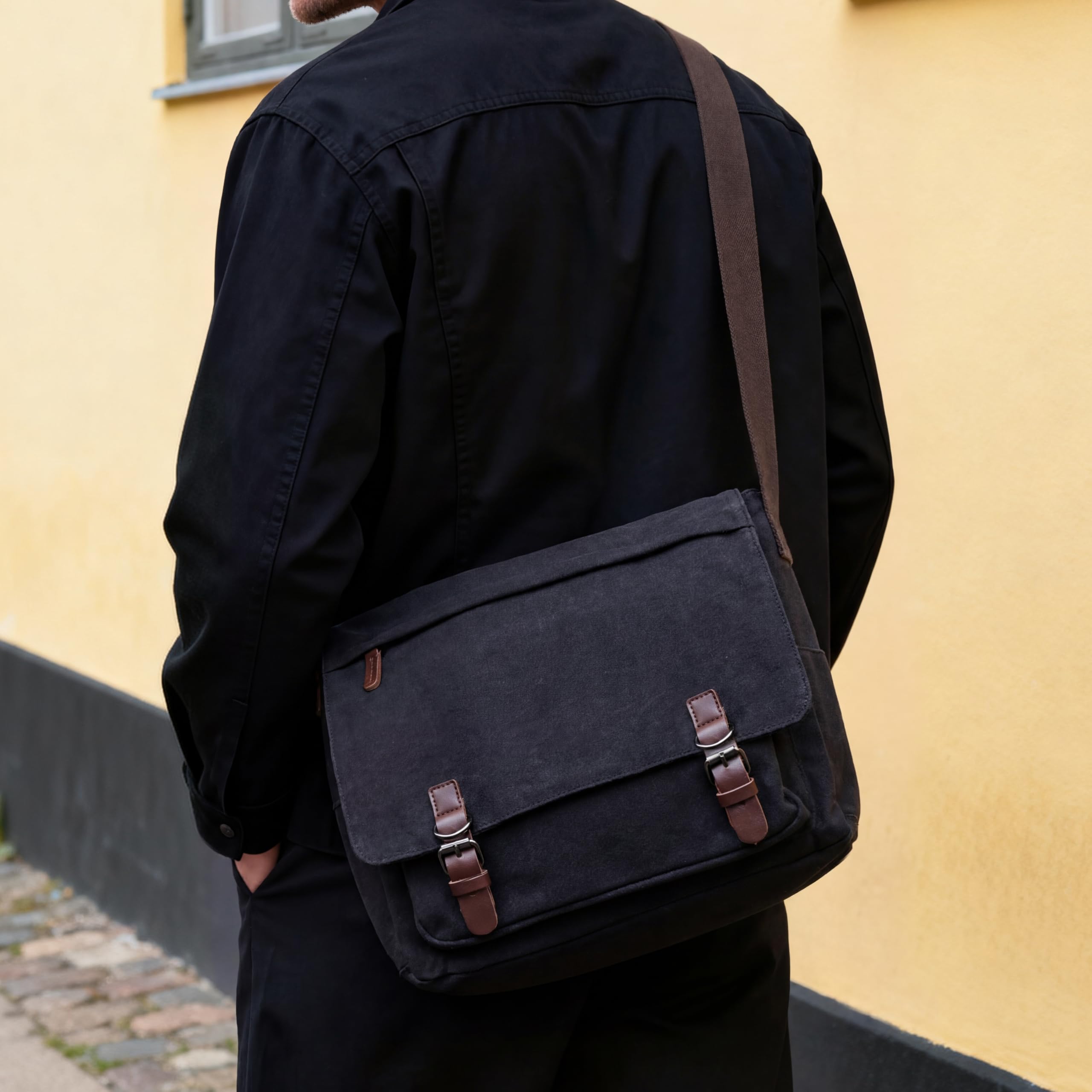 Trendhim Messenger Bag Herren | Canvas Umhängetasche mit Lederdetails & Laptopfach | Schultertasche für Alltag, Arbeit, Büro & Freizeit, 15 Zoll