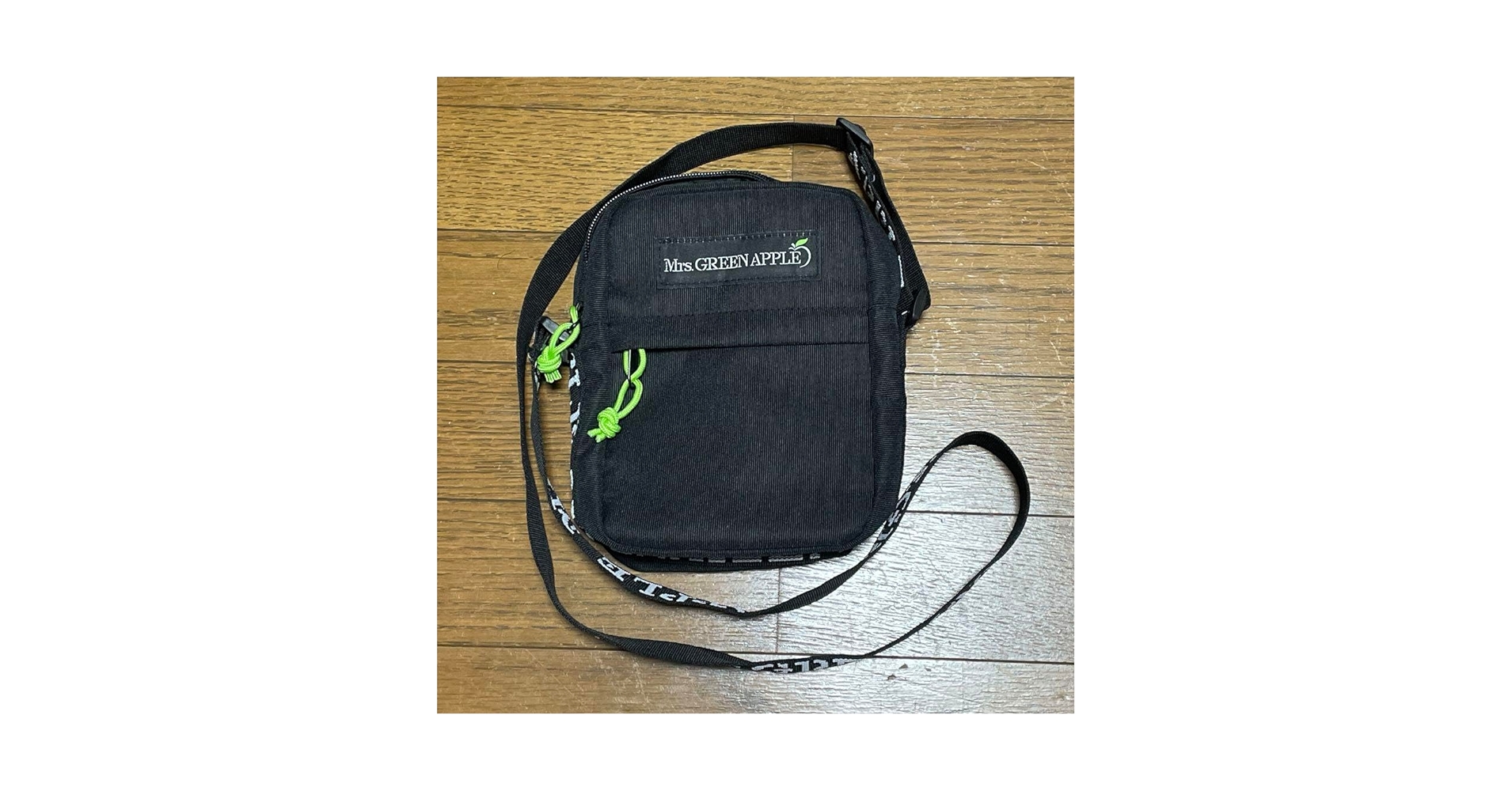 Mrs.GREEN APPLE　ショルダーバッグ Mrs. GREEN APPLE ショルダーバッグ - メルカリ