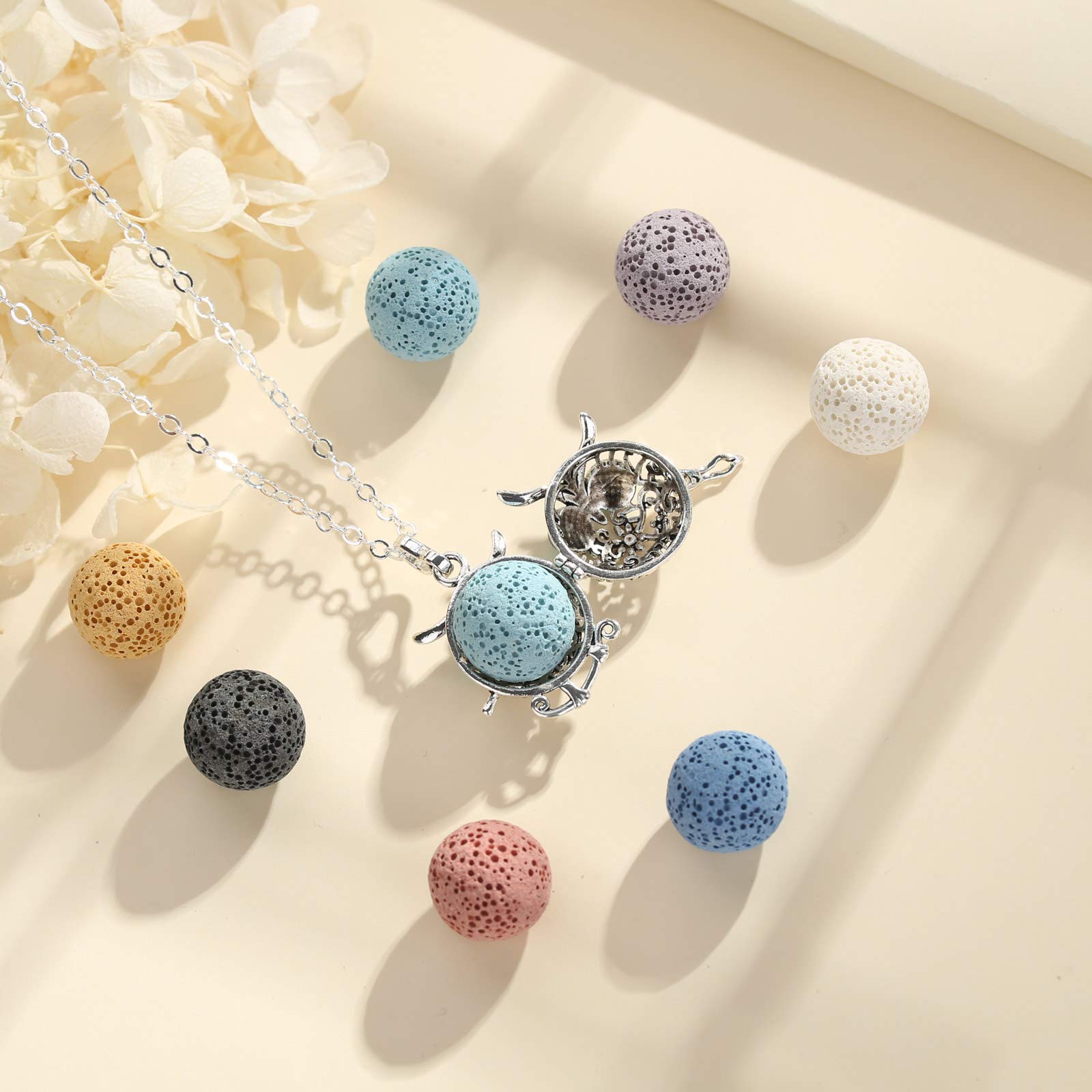 EUDORA Harmony Ball Collana Aromaterapia Ciondolo con Oli Essenziali per Donna, Collana con Diffusore Regalo di Gioielli per Ragazze con 7 Pezzi di Pietra Lavica, 24 Pollici