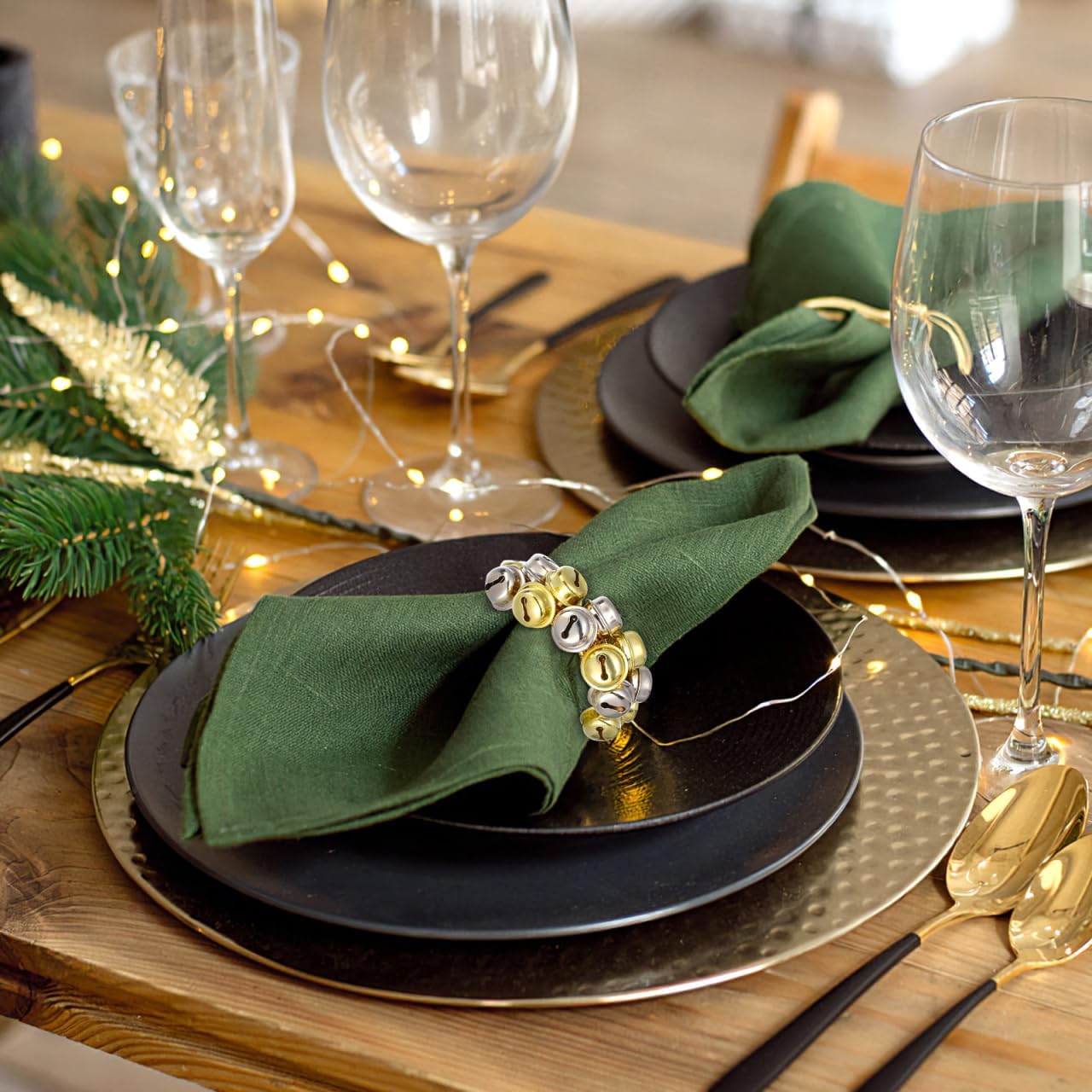 Hemoton 4 Pcs Christmas Jingle Bell Napkin Rings, Gold Silver Metal Bell Napkin Holder with Sound, Xmas Holiday Serviette Buckles for Dinner Table Setting Decor