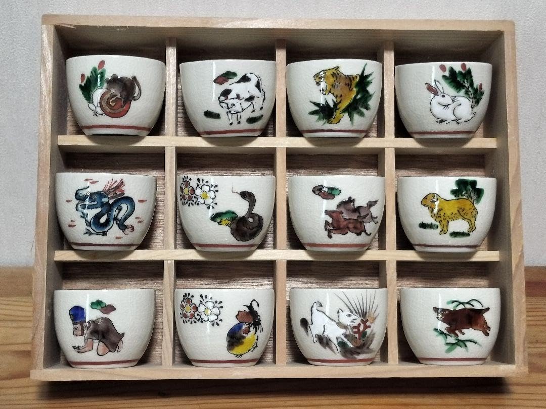 九谷焼 酒器 12点 718tRDNXazL._UF894,1000_QL80_.jpg