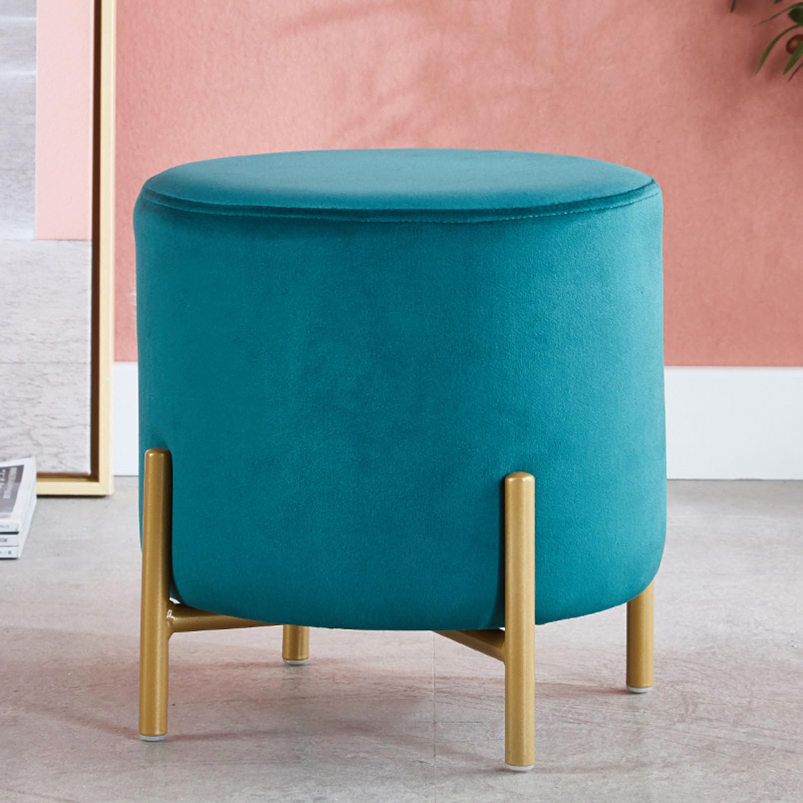 Banc rembourré capitonné avec étagère dorée, petit pouf velours de salon 33x32cm