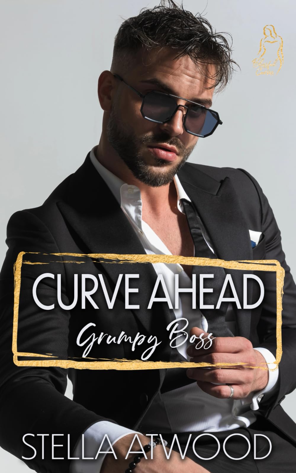 Curve Ahead: Grumpy Boss: A Curvy Girl Romance (Blissful Curves)