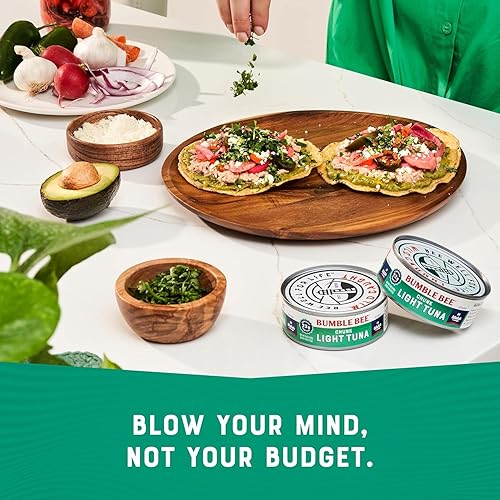 Miniatura 3 de Bumble Bee Chunk Light Atún en agua, lata de 3 onzas (paquete de 3)  Atún capturado en la naturaleza  0.42 oz de proteína por porción  Proyecto