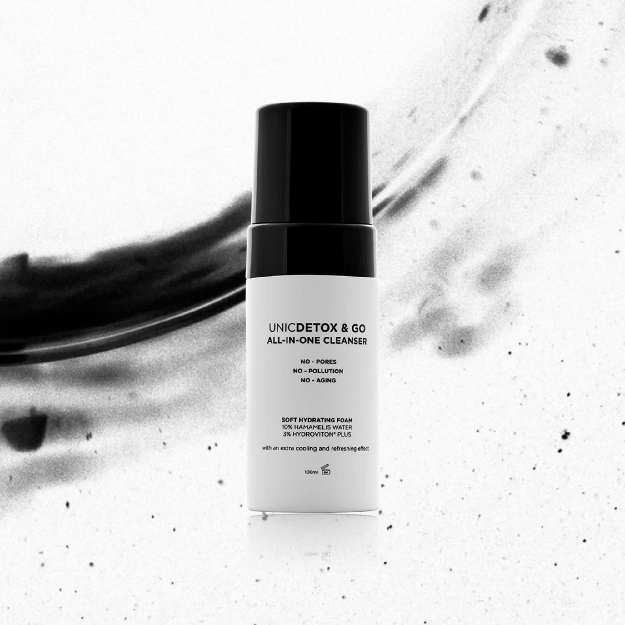 UNICSKIN - Schiuma Detergente Viso - Unicdetox & Go - 100 ml - Aiuta a Preservare la Massima Purezza della Pelle - Ideale per Pelli Acneiche - Azione Detergente