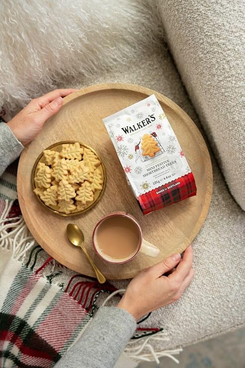All Butter Shortbread Mini Stars and Mini Christmas Trees Biscuits | Walkers Shortbread | Pack of 2 x 125g | Xmas Eve Box Stocking Fillers