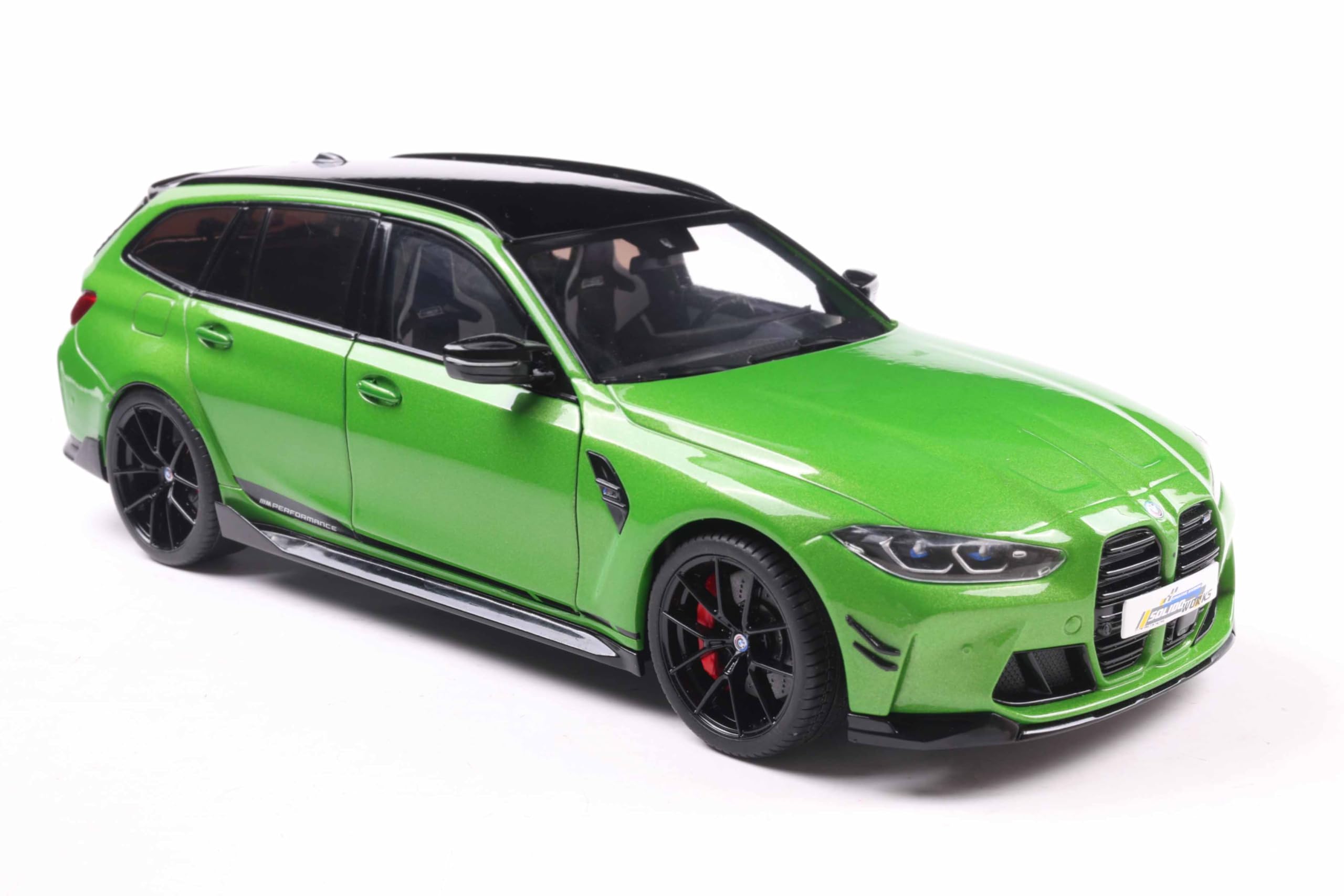 Solido BMW M3 (G81) Touring – Sportlicher Kombi mit schwarzem Dach, Kontrastdetails, Leichtmetallräder, Diecast Modellauto, Grün, 1:18