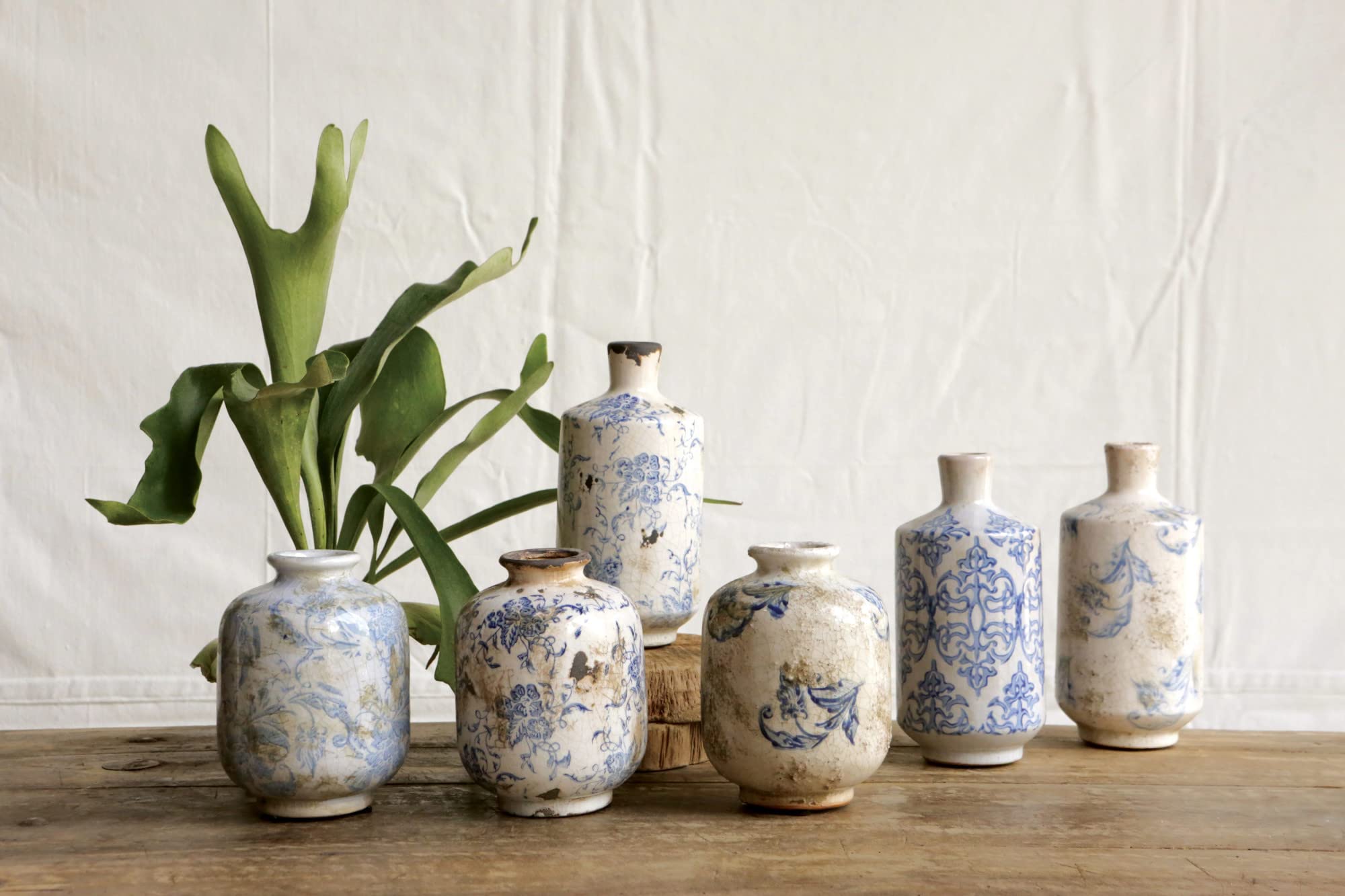 Amazon.com: Creative Co-Op Blue and White Terracotta Vases (Set of