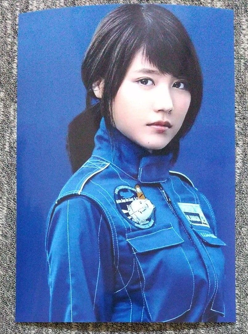 Amazon.co.jp: 有村架純 連続ドラマW海に降る宣材用生写真 2枚