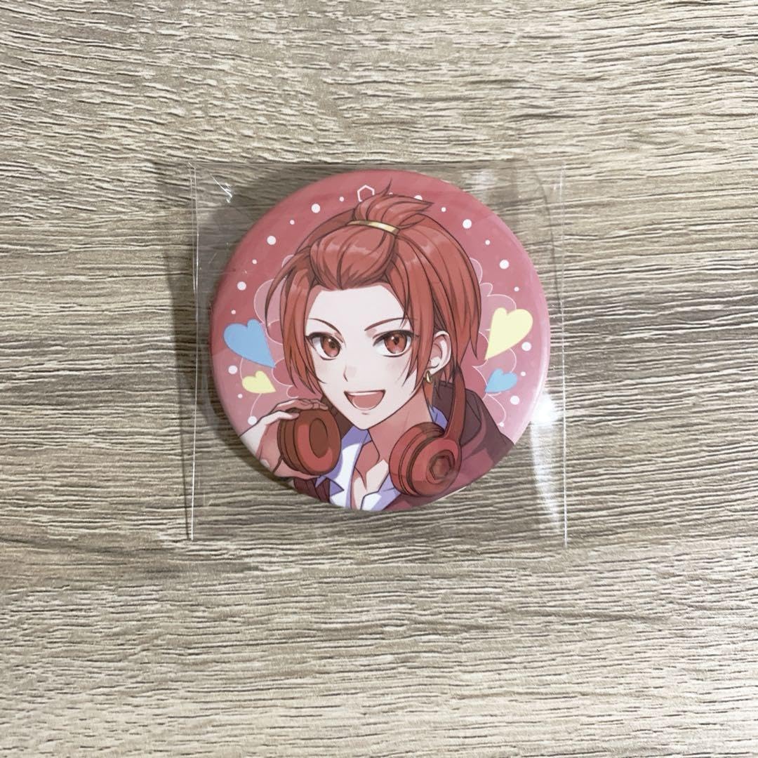 Amazon.co.jp: いれいす りうら 推しみつ 缶バッジ : おもちゃ