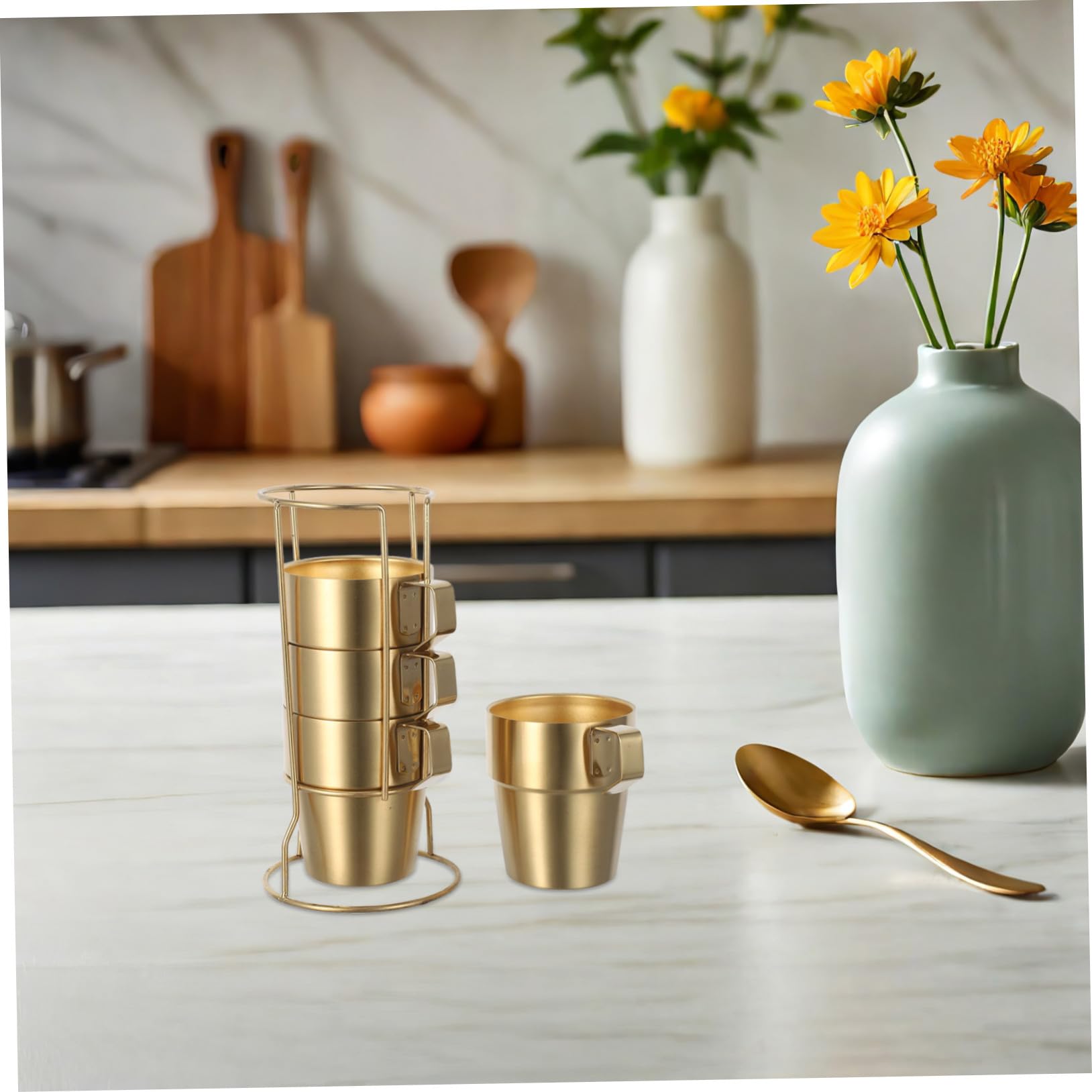 Ipetboom Tazas de Acero Inoxidable Apilables con Soporte Dorado Doble Pared Aislante Anti-escaldado Asa para Café Té y Bebidas Frías Resistentes y Seguras
