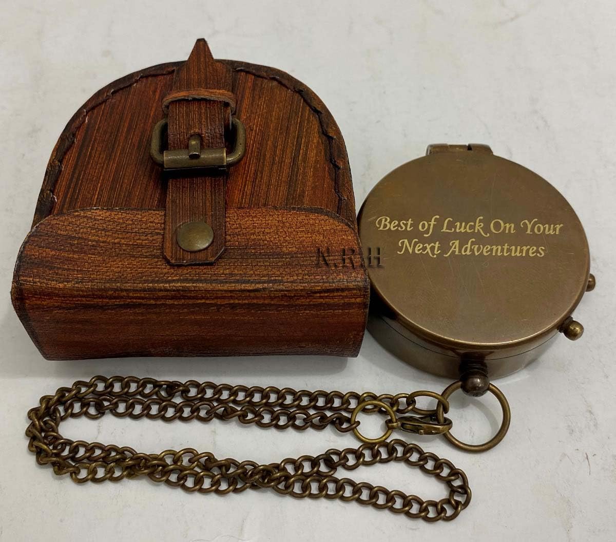 Bussola tascabile in ottone da 5,1 cm con catena, regalo unico di eleganza e presentazione in scatola in pelle, per iniziare e ogni occasione (migliore fortuna), bussola per tuo figlio, figlia e