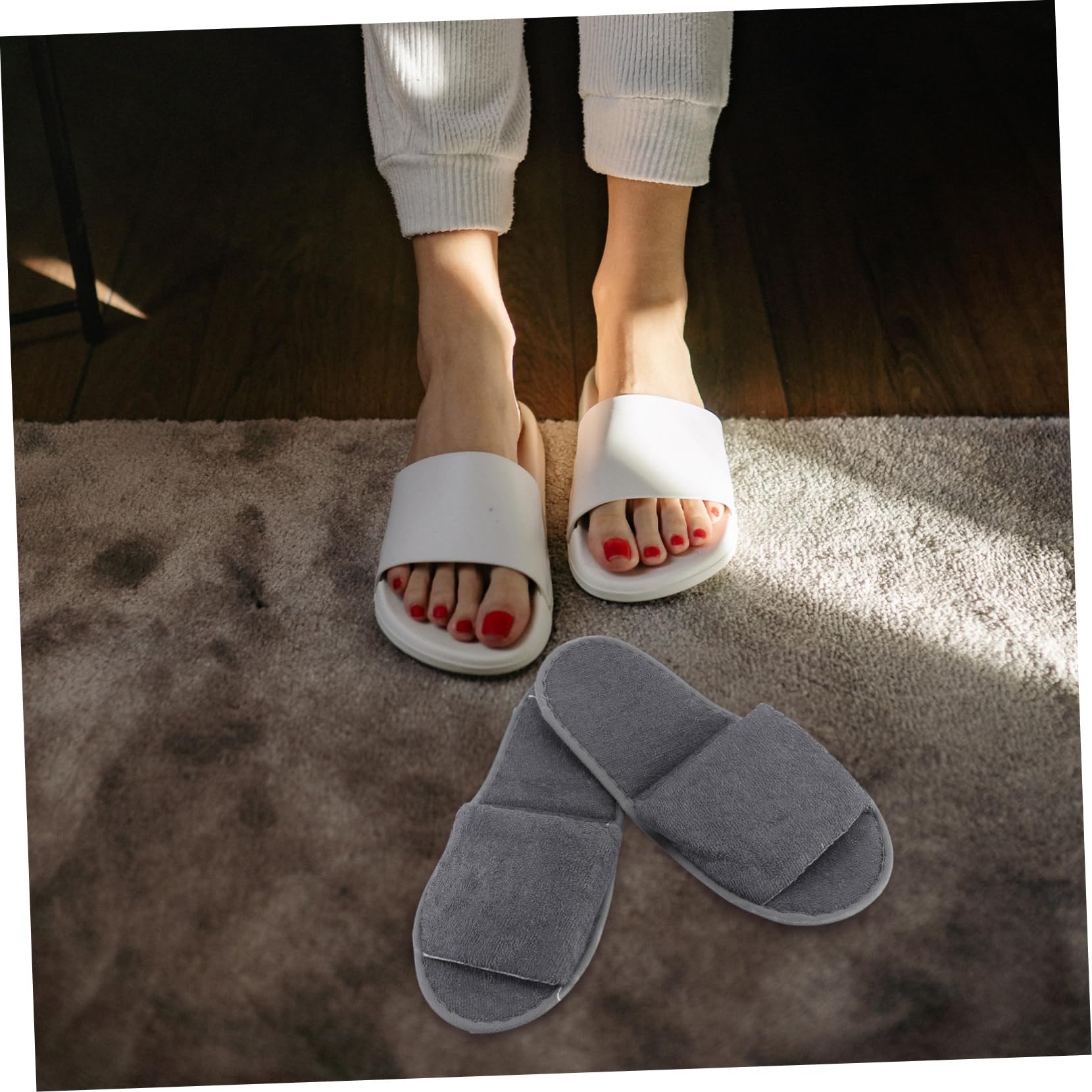 Didiseaon Hotel Slippers Breathable and Sturdy Soles Foldable Summer Slippers for Travel