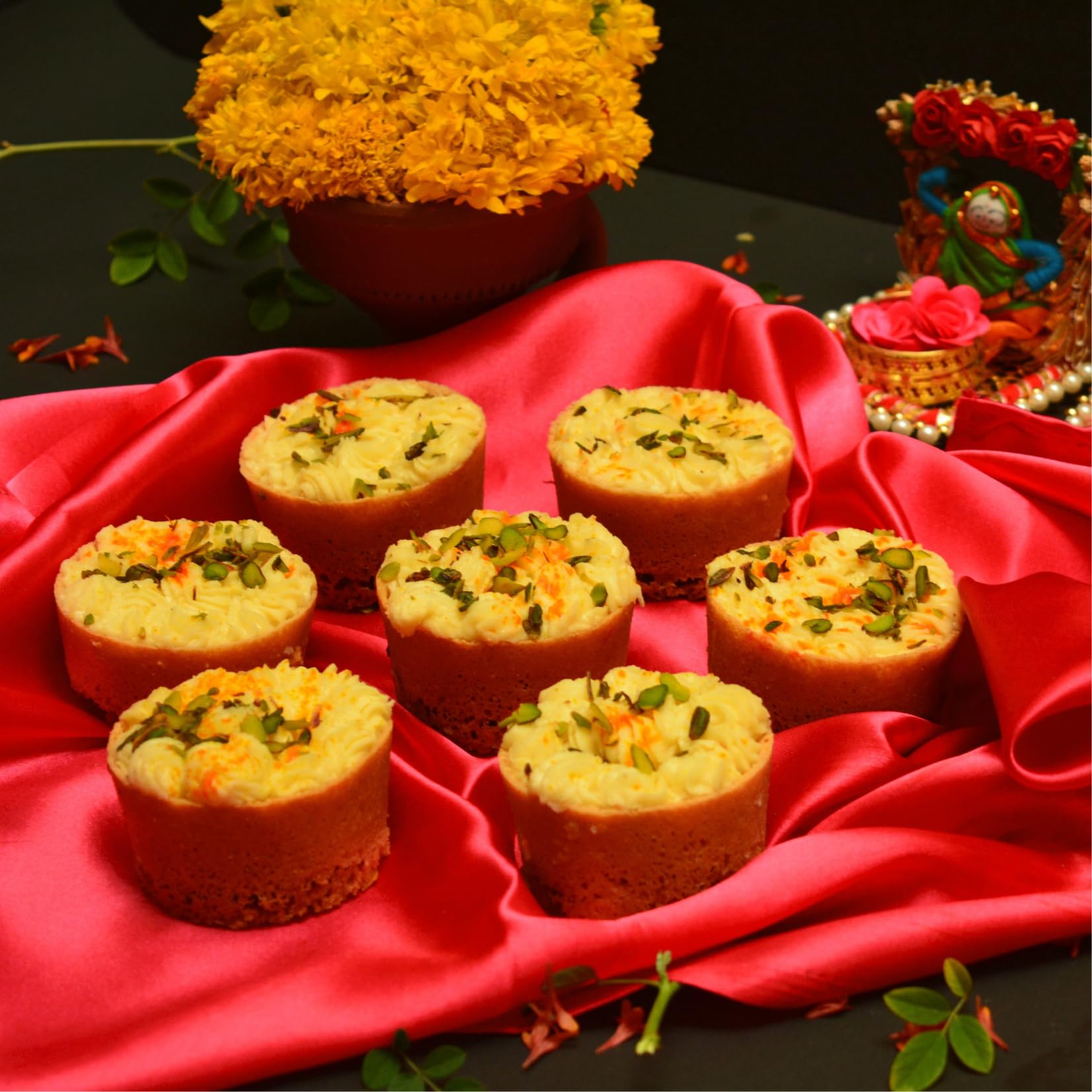 SweeDesi | Jaipur Malai Ghewar | Rabdi Ghevar | Indian Sweets Mithai prepared in desi ghee | Rajasthan famous Malai Ghevar | Tini Malai Ghewar - 7Pc with Mishri Mawa (550gms) | Shark Tank India Brand (B0D96S1M87) Amazon Price History, Amazon Price Tracker