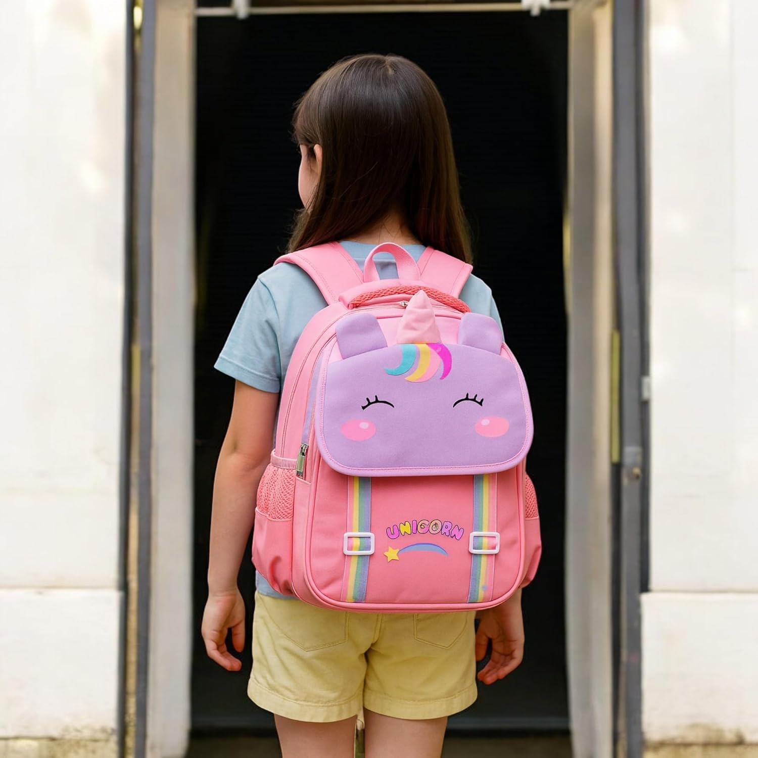 Mochila Escolar Infantil Unicórnio e Dinossauro, 4 Cores Disponíveis, Design Divertido, Alças Ajustáveis, para Crianças da Pré-escola e Ensino Fundamental em promoção! Veja a oferta e mais achadinhos de Mochilas escolares 9 Hoje é o melhor dia para comprar Mochila Escolar Infantil Unicórnio e Dinossauro, 4 Cores Disponíveis, Design Divertido, Alças Ajustáveis, para Crianças da Pré-escola e Ensino Fundamental com aquele preço maroto! Promoção! Aproveite a oferta! 9