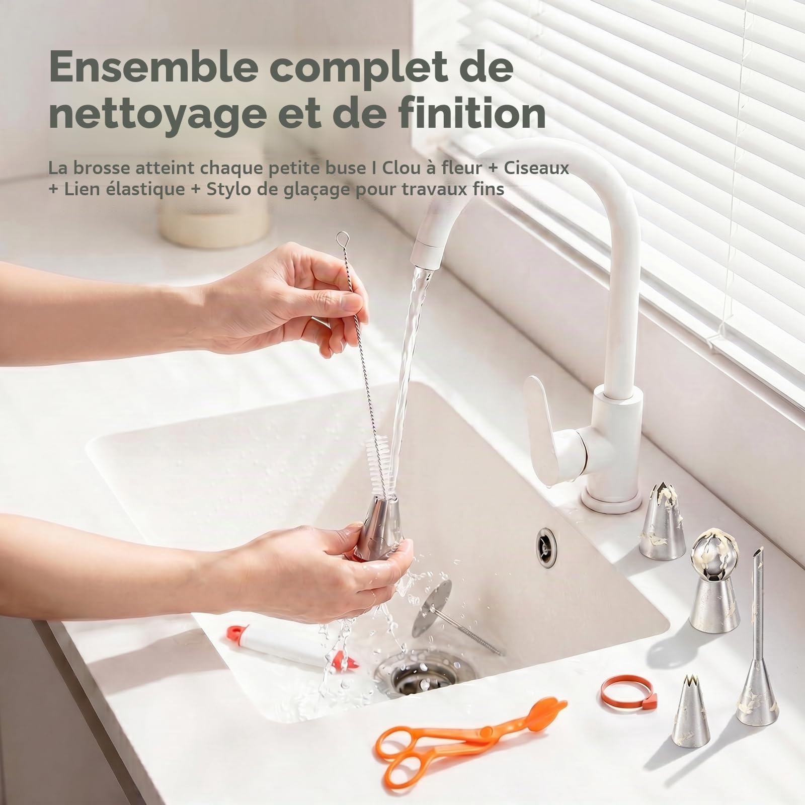 Kit Patisserie Professionnel 61 Pièces avec 27.5cm Plateau Tournant Patisserie et 20 Douilles,Patisserie Accessoire avec Lisseur Gateau Patisserie,Coupe Gâteau,pour Débutants et Professionnels