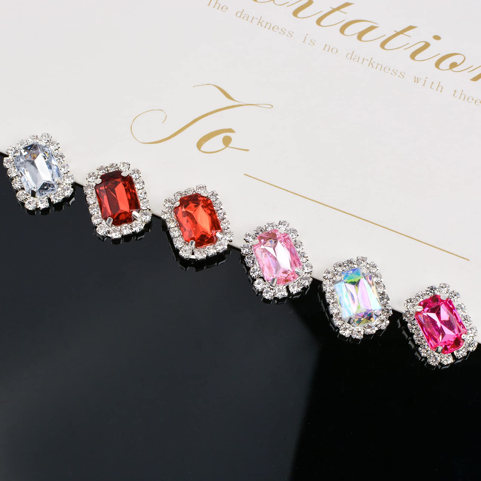 Amazon.co.jp: URROMAミックスカラーラインストーンボタン飾り,30個  