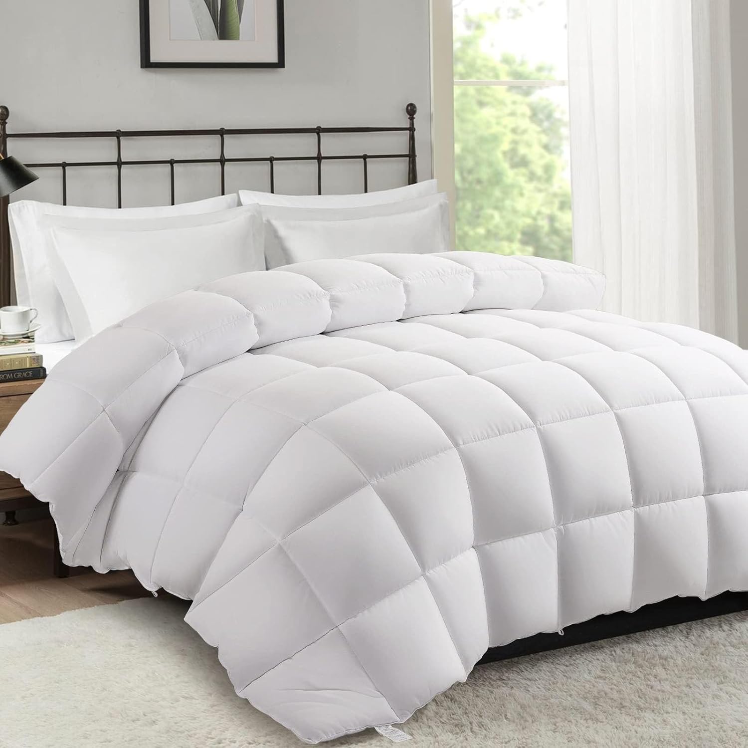 MERITLIFE Summer Cooling Comforters Queen Size Fluffy All Season White Down Alternative Comforter Lightweight Quilted Duvet Insert with 8 Corner Tabs (White Queen,88"x88")