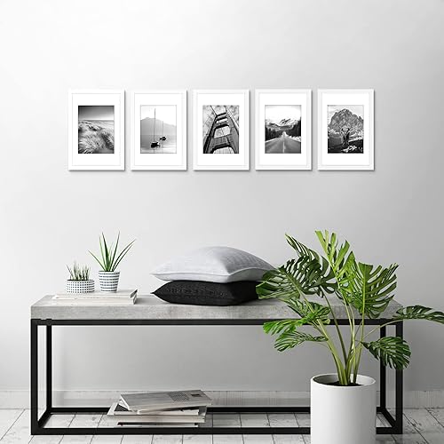 Vista 305 de Americanflat Portarretratos de 5 x 6 pulgadas con plexiglás pulido, juego de 5 portarretratos de 2 x 3 pulgadas con paspartú o para fotos de 5 x 6