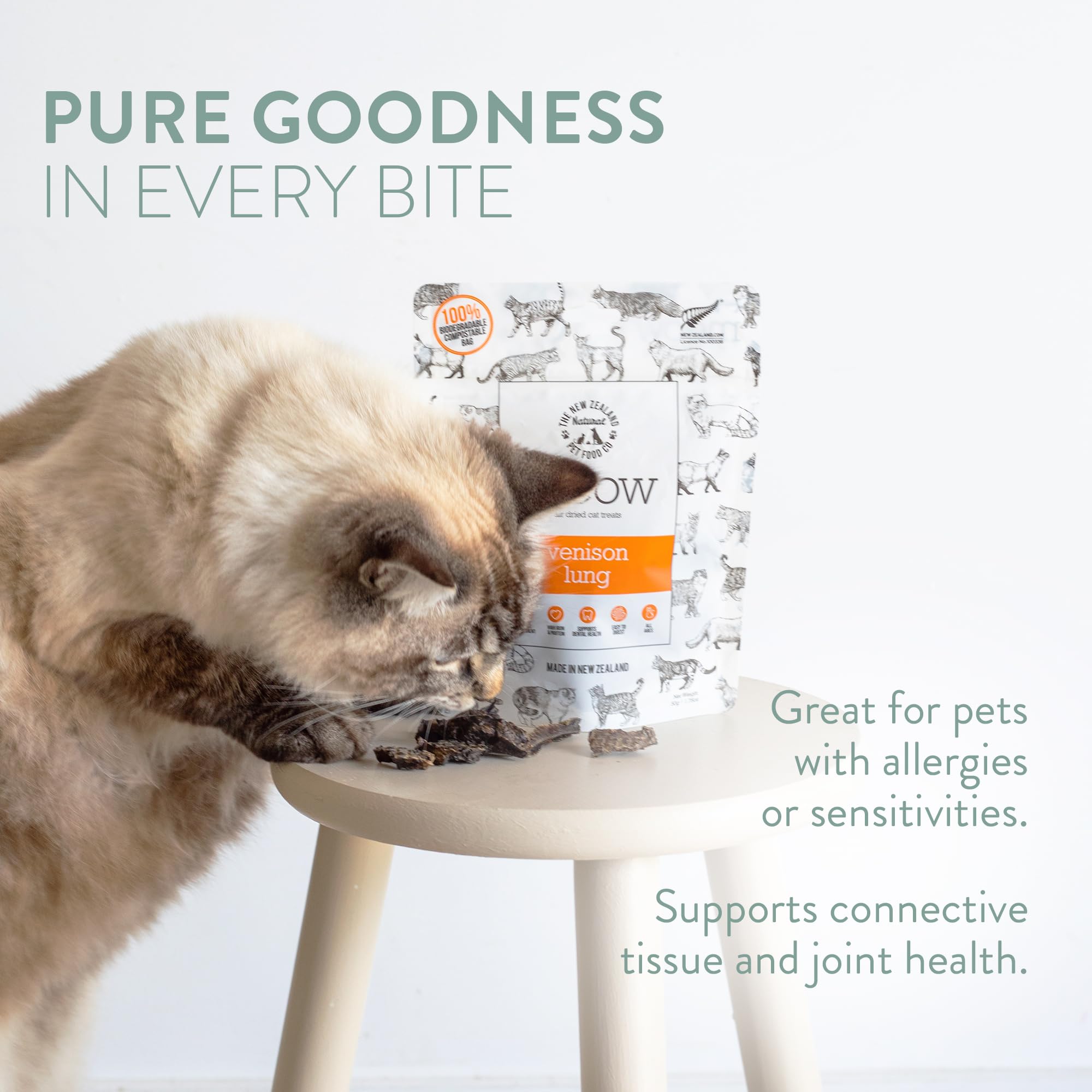 The New Zealand Natural Pet Food Co Meow Freeze Dried Cat Treats - New Zealand Green Mussel, High Protein, Healthy Cat Snacks and Toppers, All Natural for All Life Stages, 1.76 oz