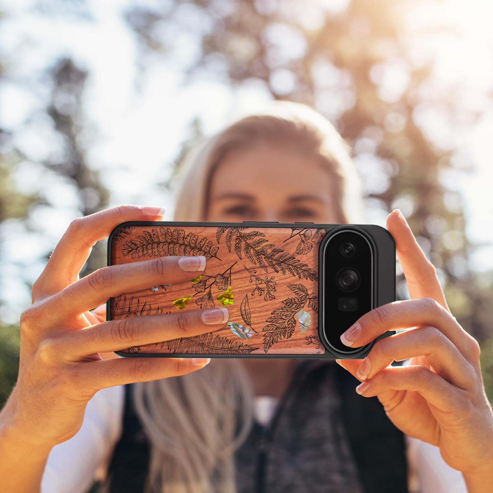 Carveit Drewniana osłona do Pixel 11 Pro, liście paproci, zioła